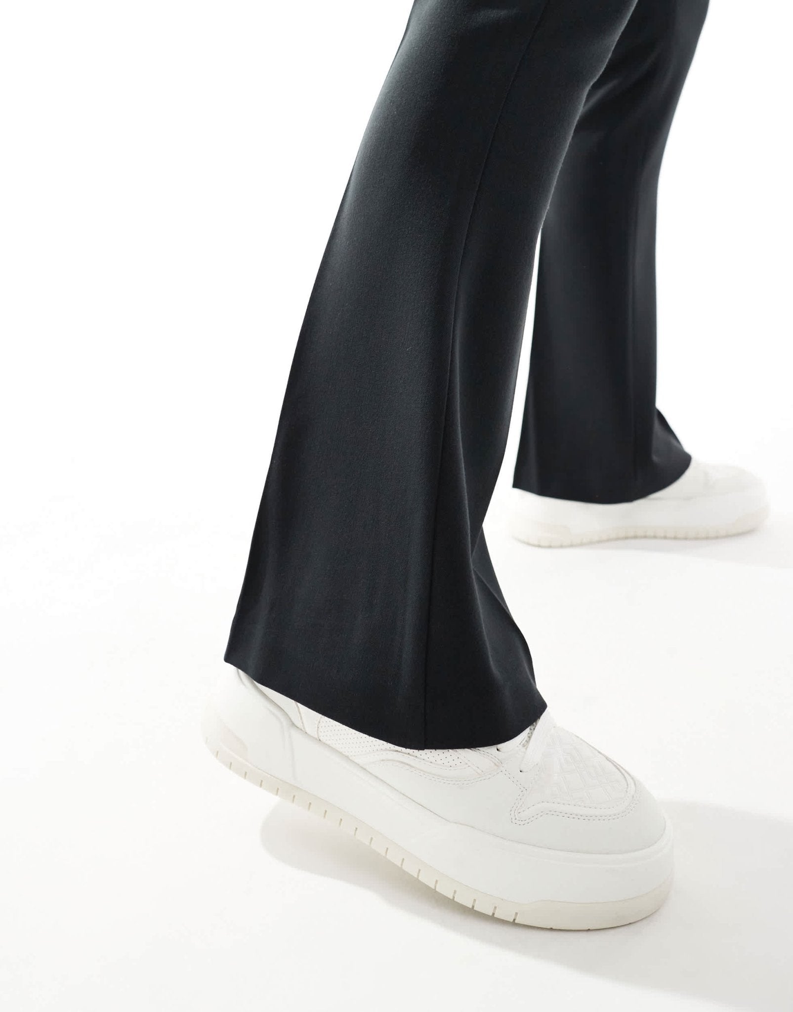ASOS DESIGN skinny flared smart trousers in black - ASOS Sample Sale EU Store