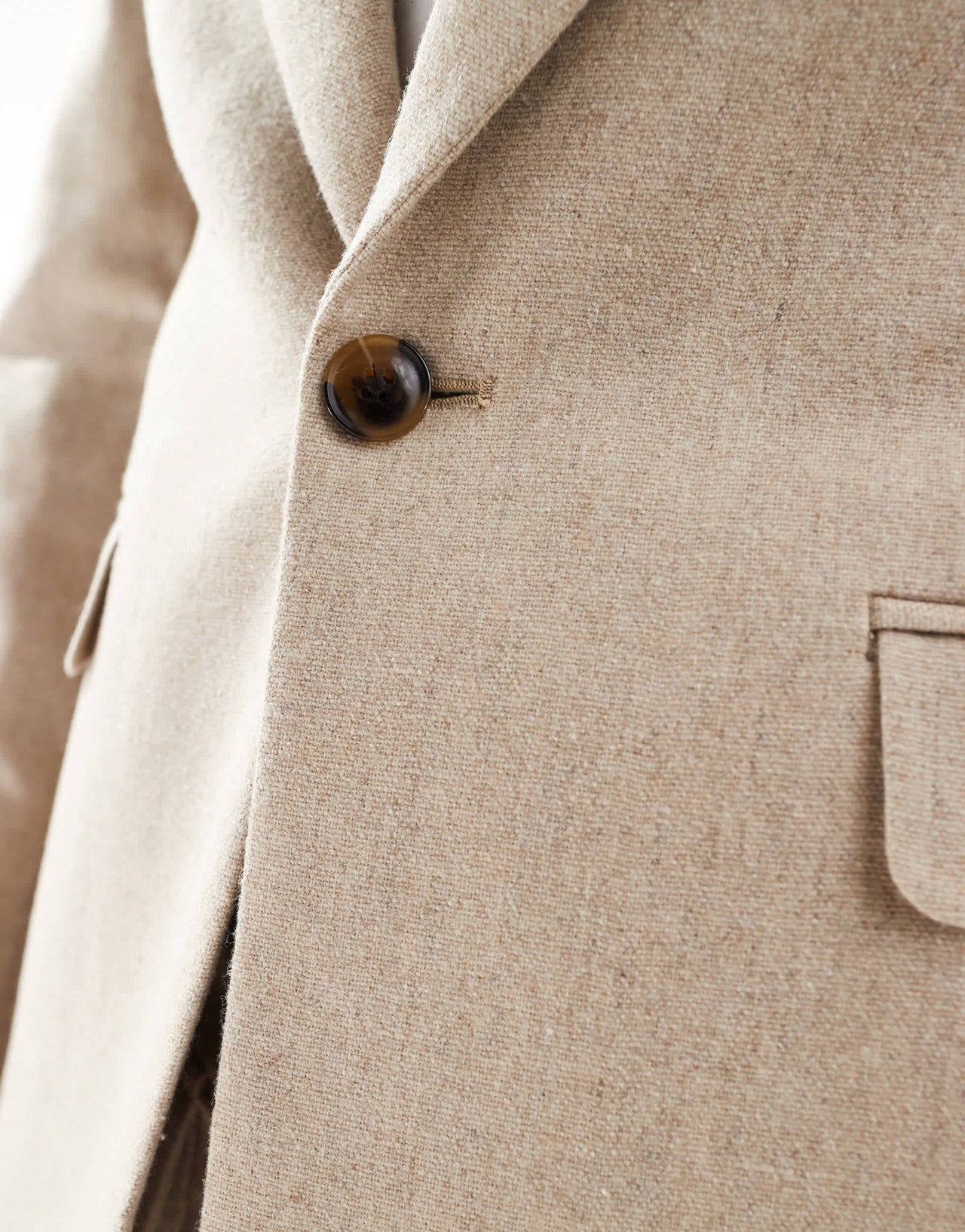 ASOS DESIGN slim 70s lapel suit jacket with wool in beige - ASOS Sample Sale EU Store