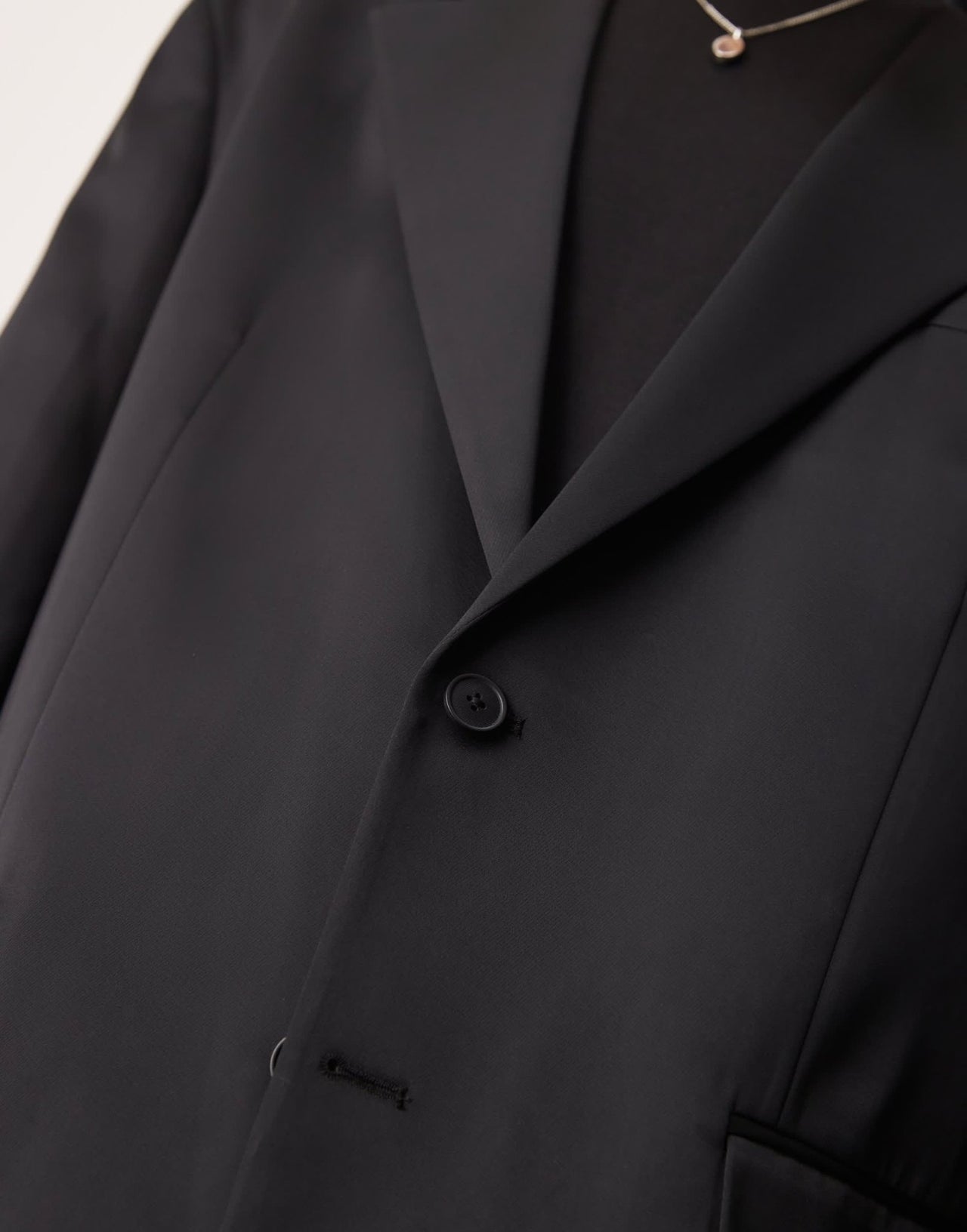 ASOS DESIGN slouchy oversized suit jacket in black satin - ASOS Sample Sale EU Store