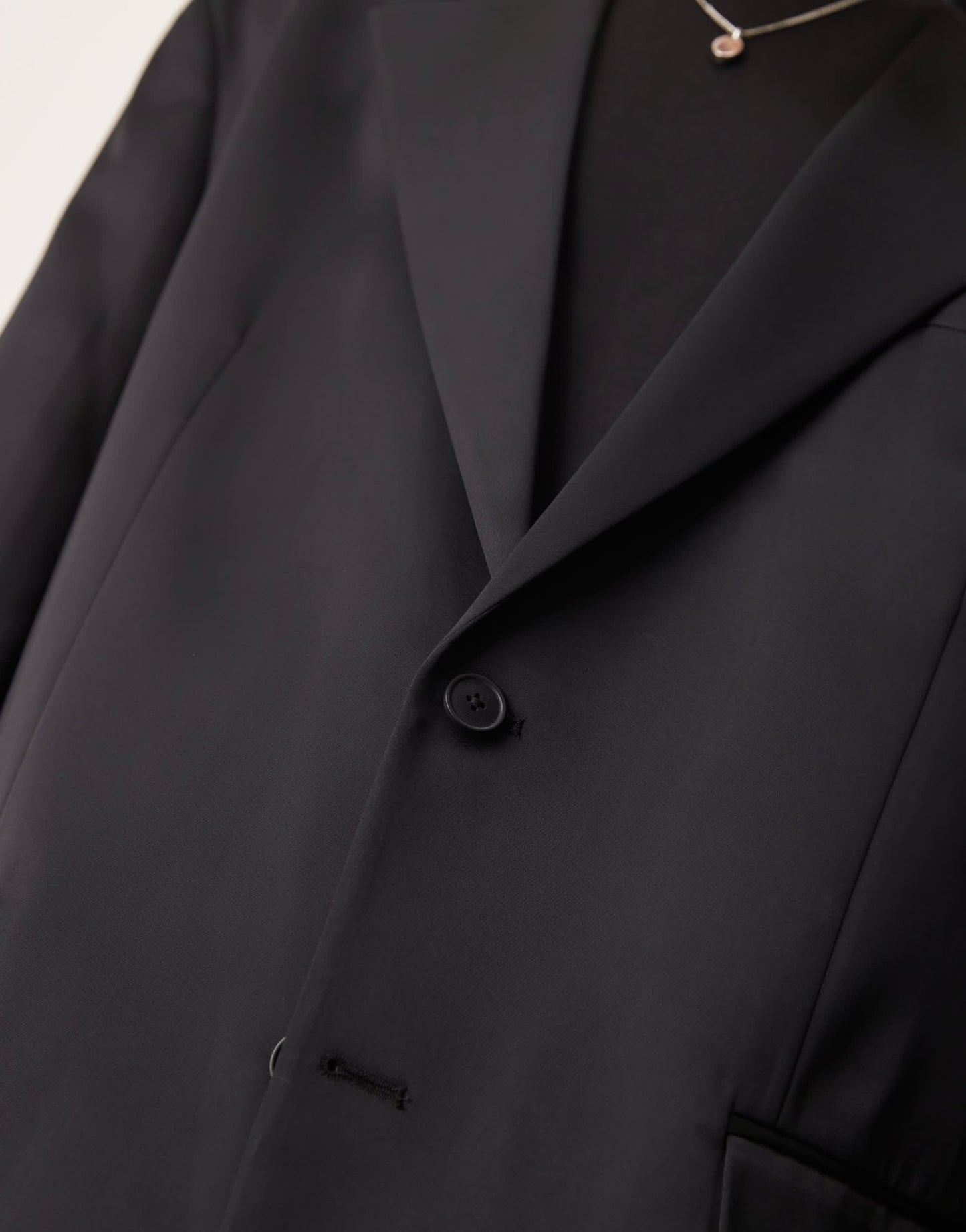 ASOS DESIGN slouchy oversized suit jacket in black satin - ASOS Sample Sale EU Store