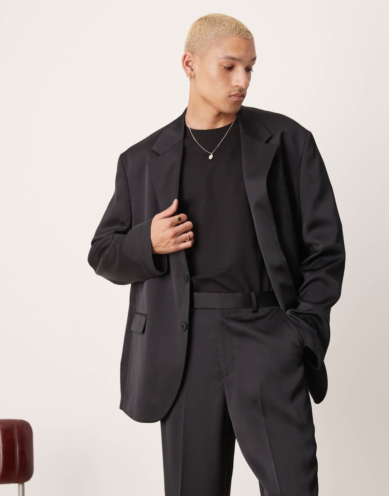 ASOS DESIGN slouchy oversized suit jacket in black satin - ASOS Sample Sale EU Store