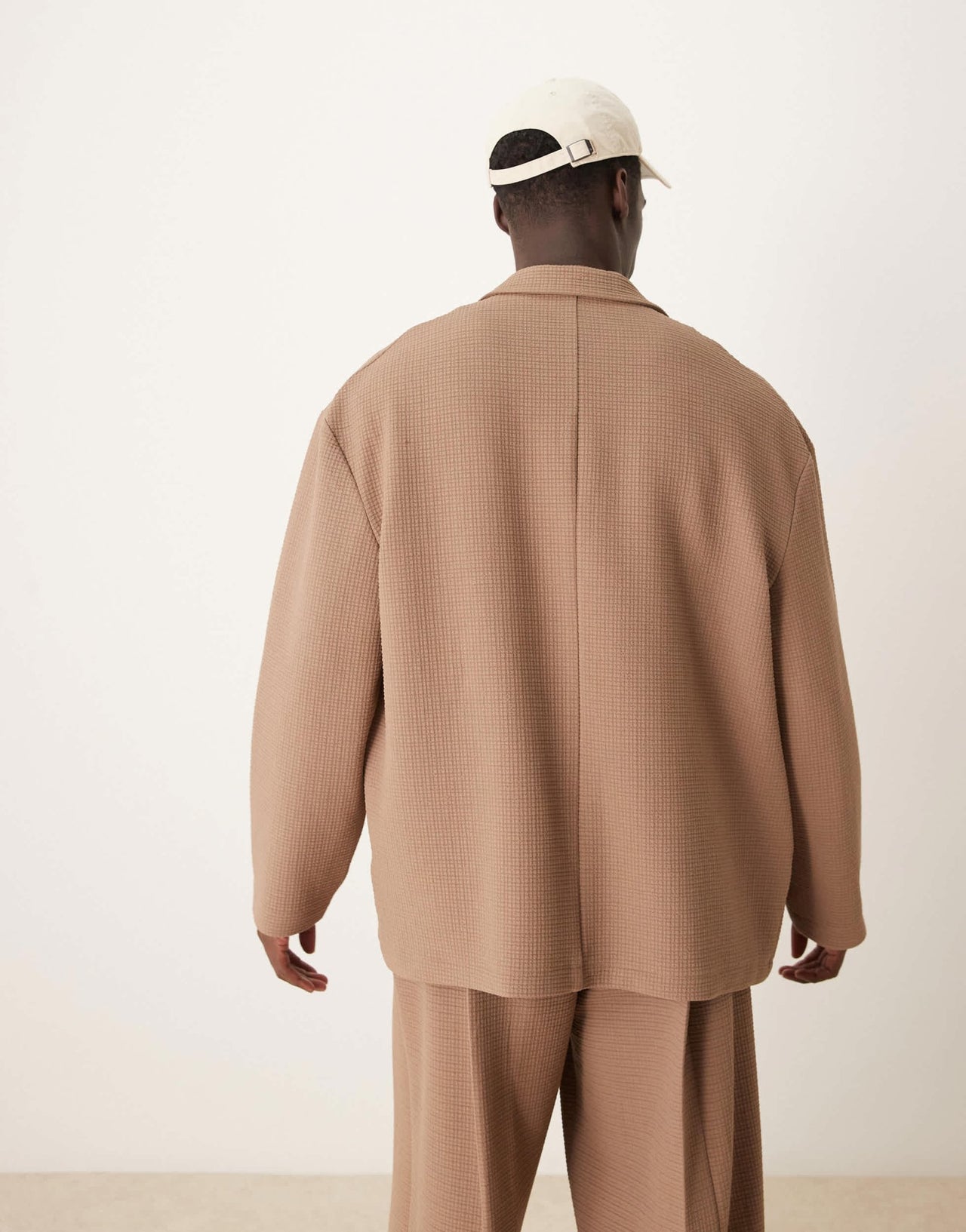 ASOS DESIGN slouchy oversized suit jacket in brown seersucker - ASOS Sample Sale EU Store