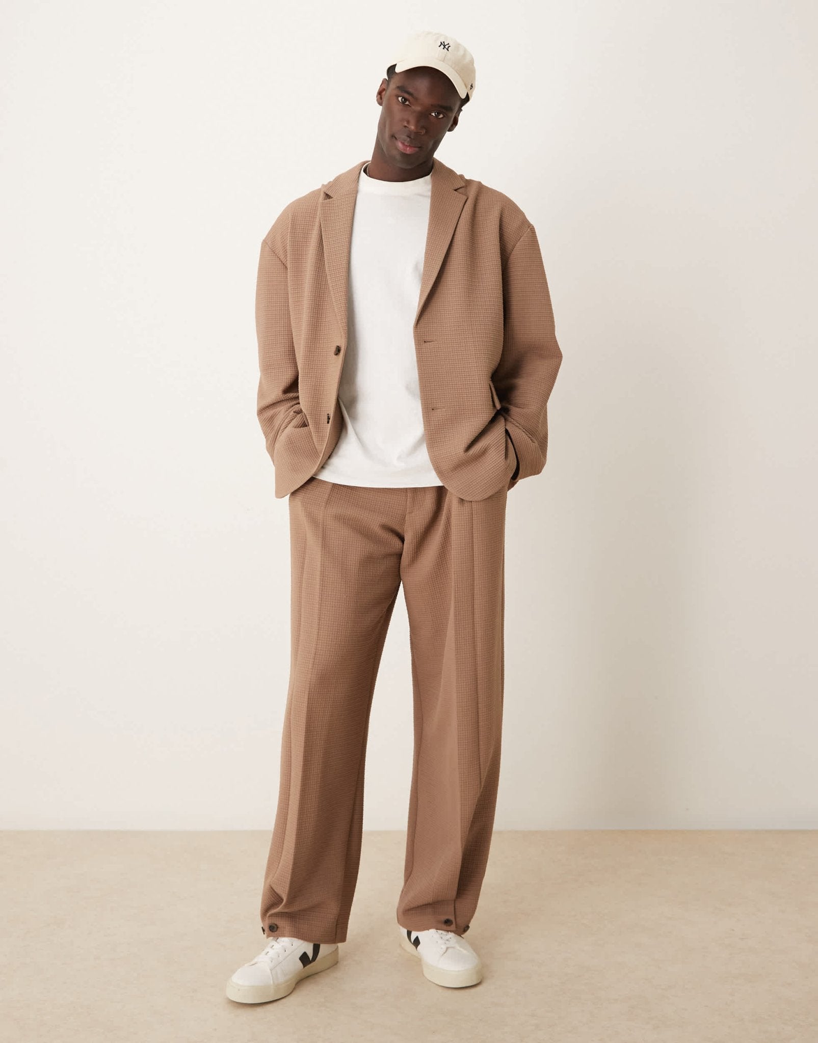 ASOS DESIGN slouchy oversized suit jacket in brown seersucker - ASOS Sample Sale EU Store