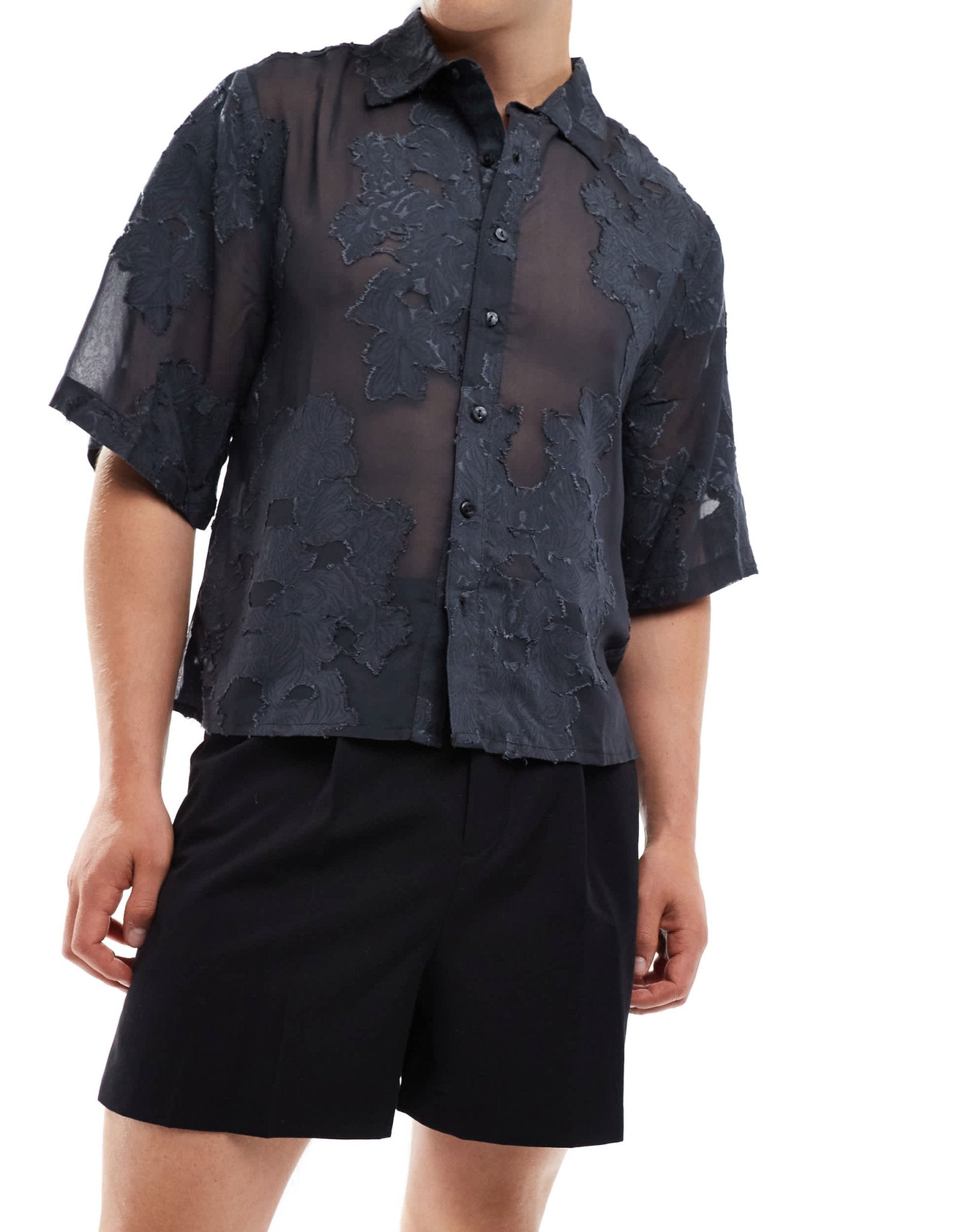 ASOS DESIGN smart cropped bermuda shorts in black - ASOS Sample Sale EU Store