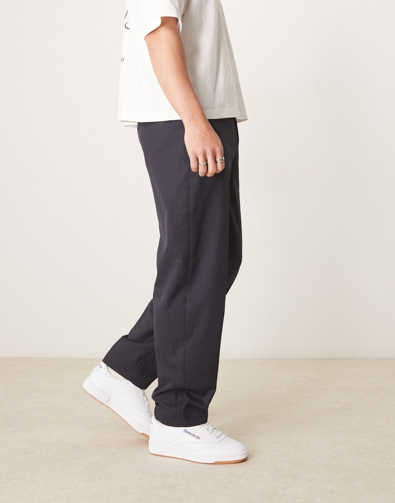 ASOS DESIGN smart oversized tapered trousers in navy pinstripe - ASOS Sample Sale EU Store