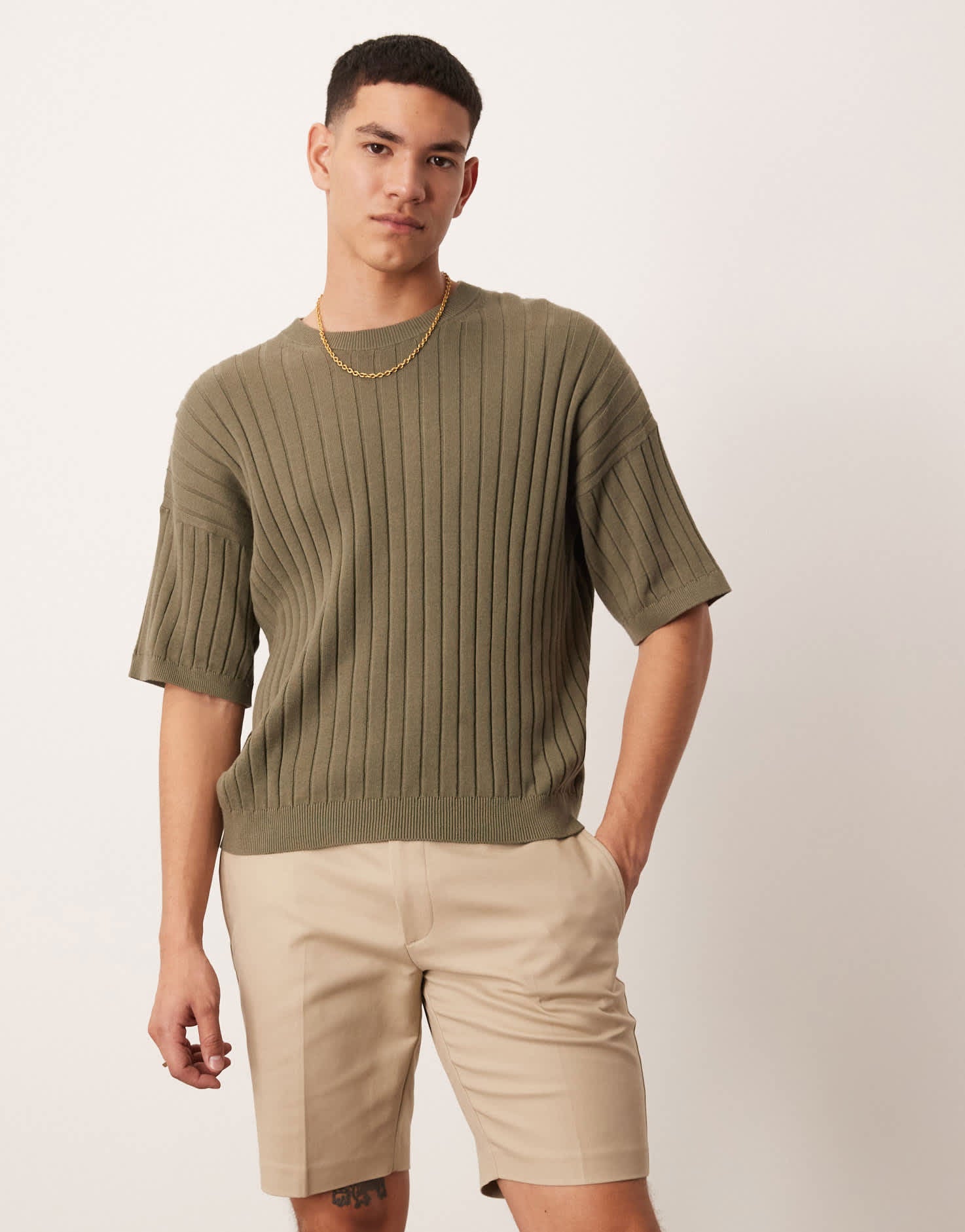 ASOS DESIGN smart slim fit chino shorts with mitred tab in beige - ASOS Sample Sale EU Store