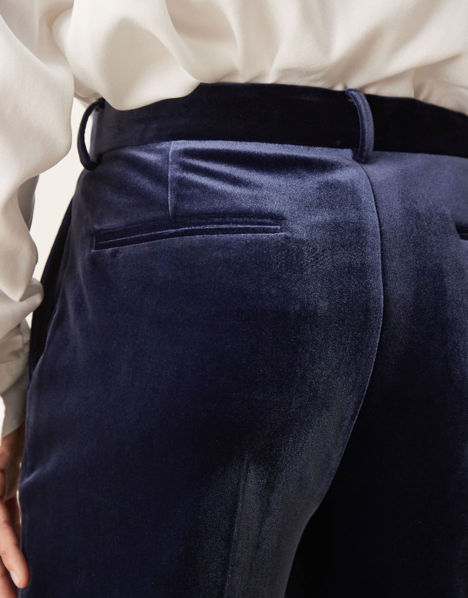 ASOS DESIGN smart tapered fit velvet trousers in navy - ASOS Sample Sale EU Store