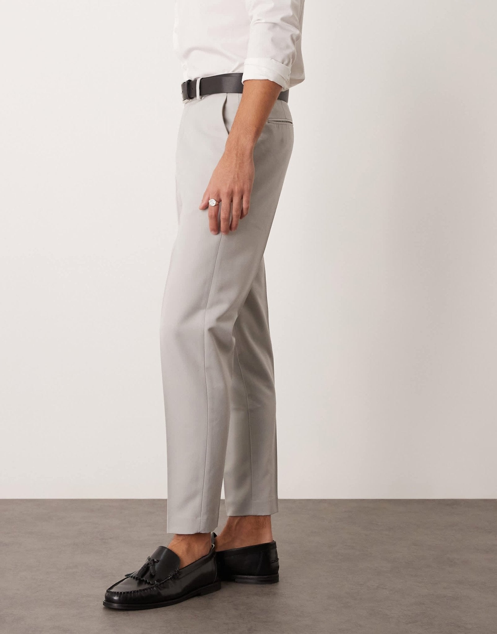 ASOS DESIGN smart tapered trousers in light grey - ASOS Sample Sale EU Store