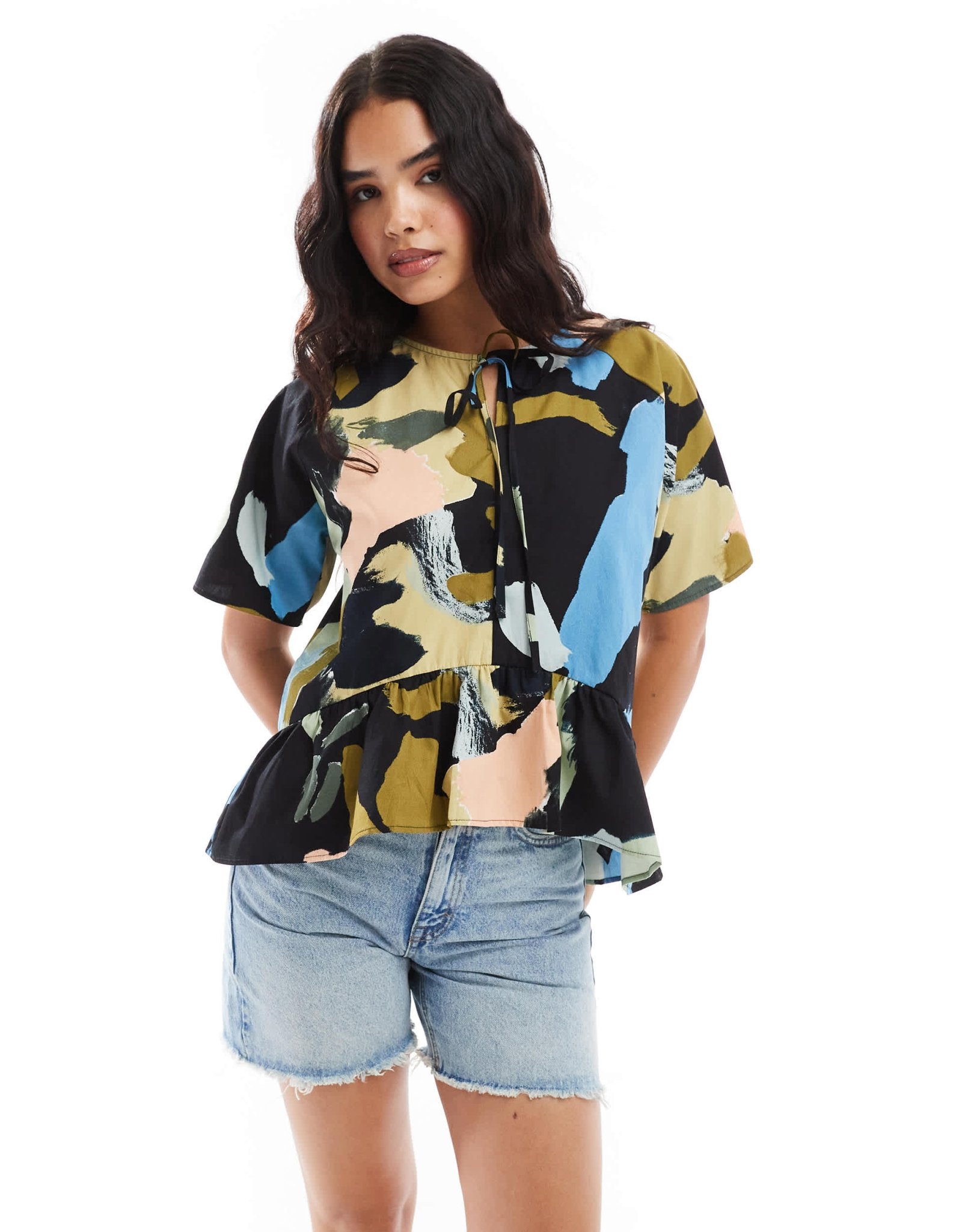 ASOS DESIGN smock tie front top in arty abstract print - ASOS Sample Sale EU Store