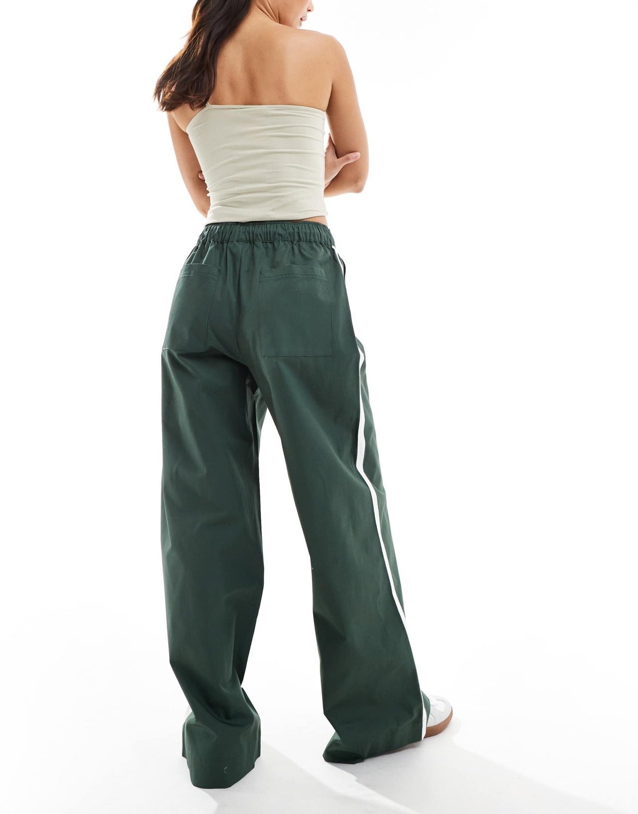 ASOS DESIGN sporty pull on trouser in green - ASOS Sample Sale EU Store