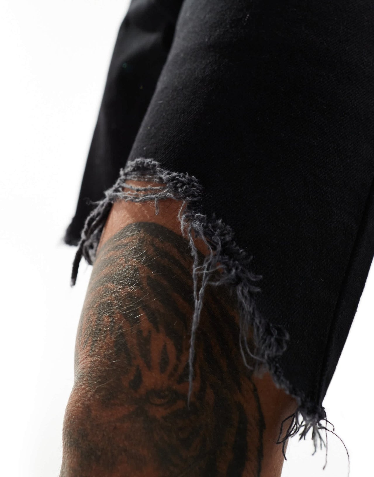ASOS DESIGN standard length vintage slim denim shorts with rip hem in black - ASOS Sample Sale EU Store