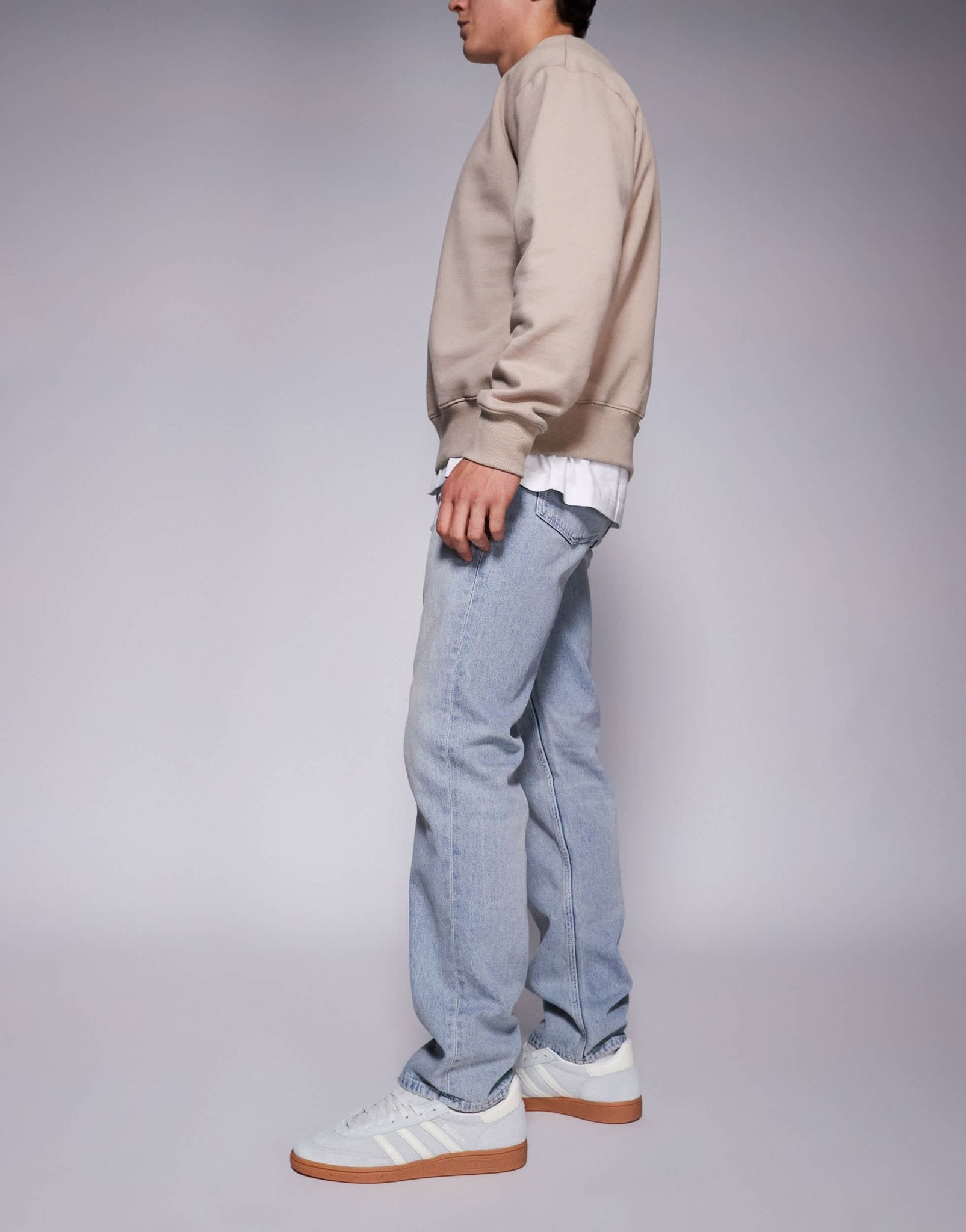 ASOS DESIGN straight leg jeans in light wash blue - ASOS Sample Sale EU Store