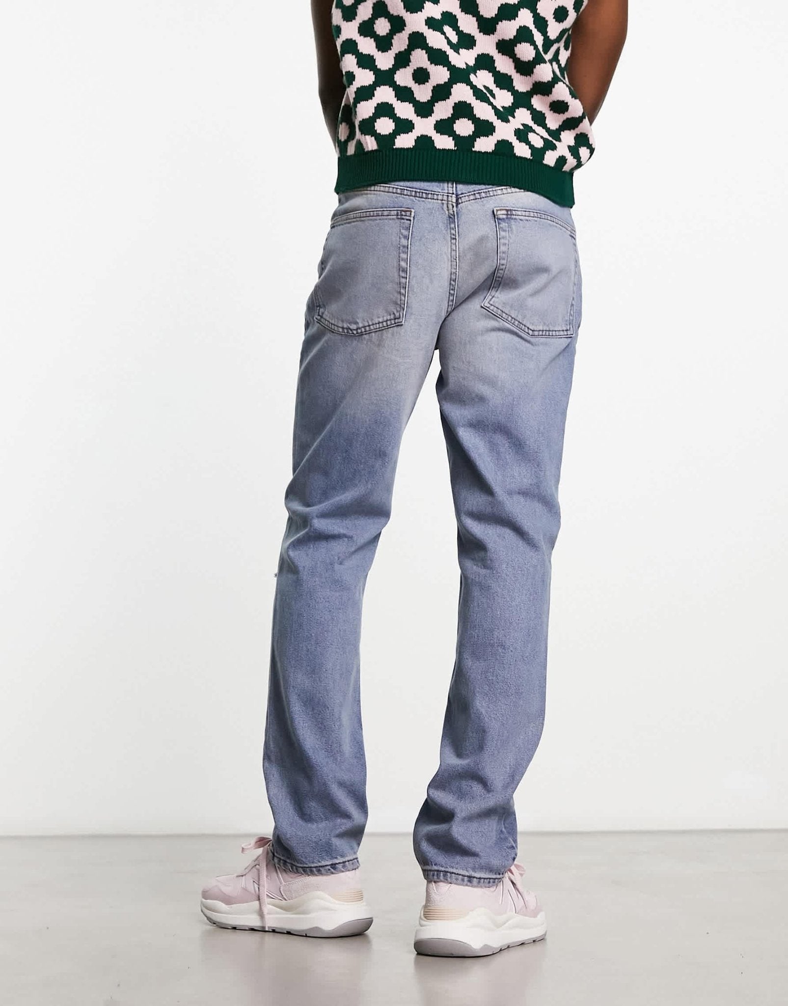 ASOS DESIGN straight leg jeans with busted knee in mid blue wash - ASOS Sample Sale EU Store