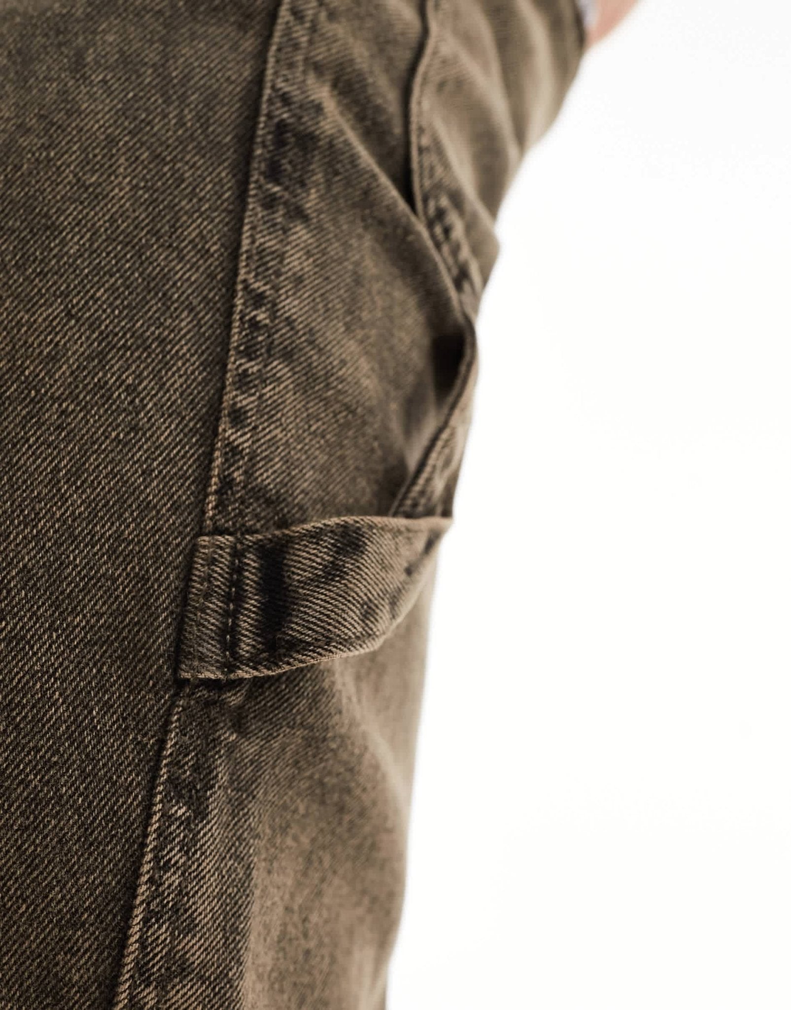 ASOS DESIGN straight leg jeans with carpenter detailing off brown wash - ASOS Sample Sale EU Store