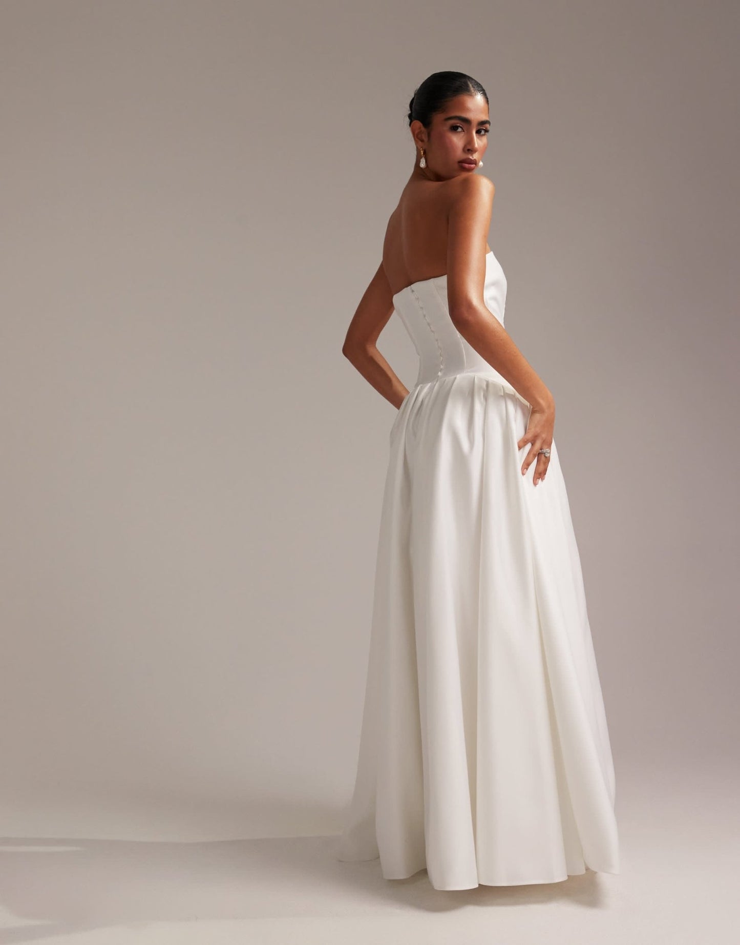 ASOS DESIGN structured dropped waist satin maxi wedding dress in white - ASOS Sample Sale EU Store