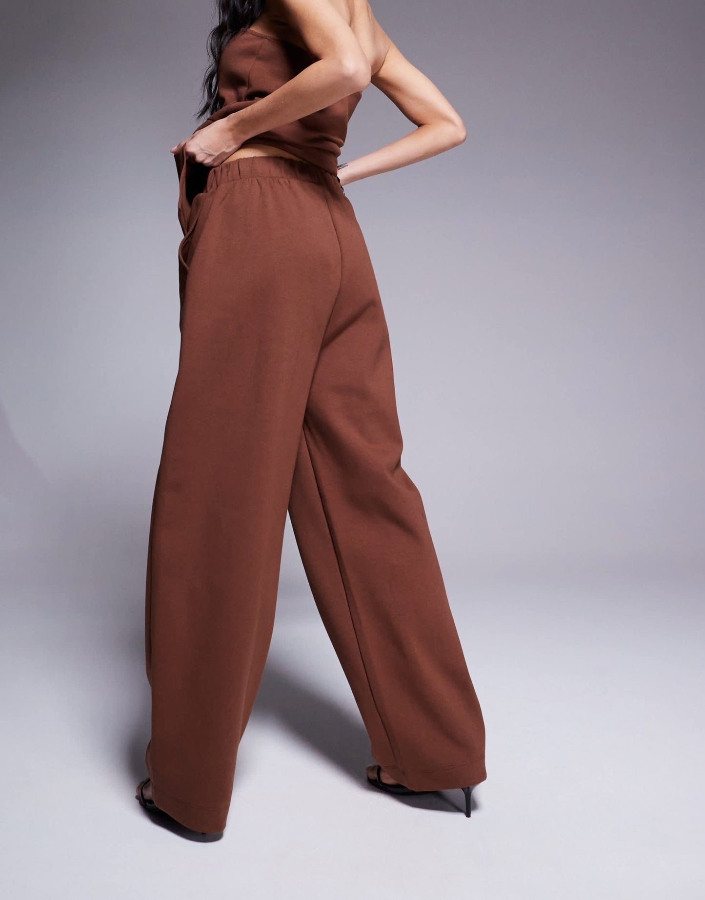ASOS DESIGN structured interlock trouser co ord in brown - ASOS Sample Sale EU Store