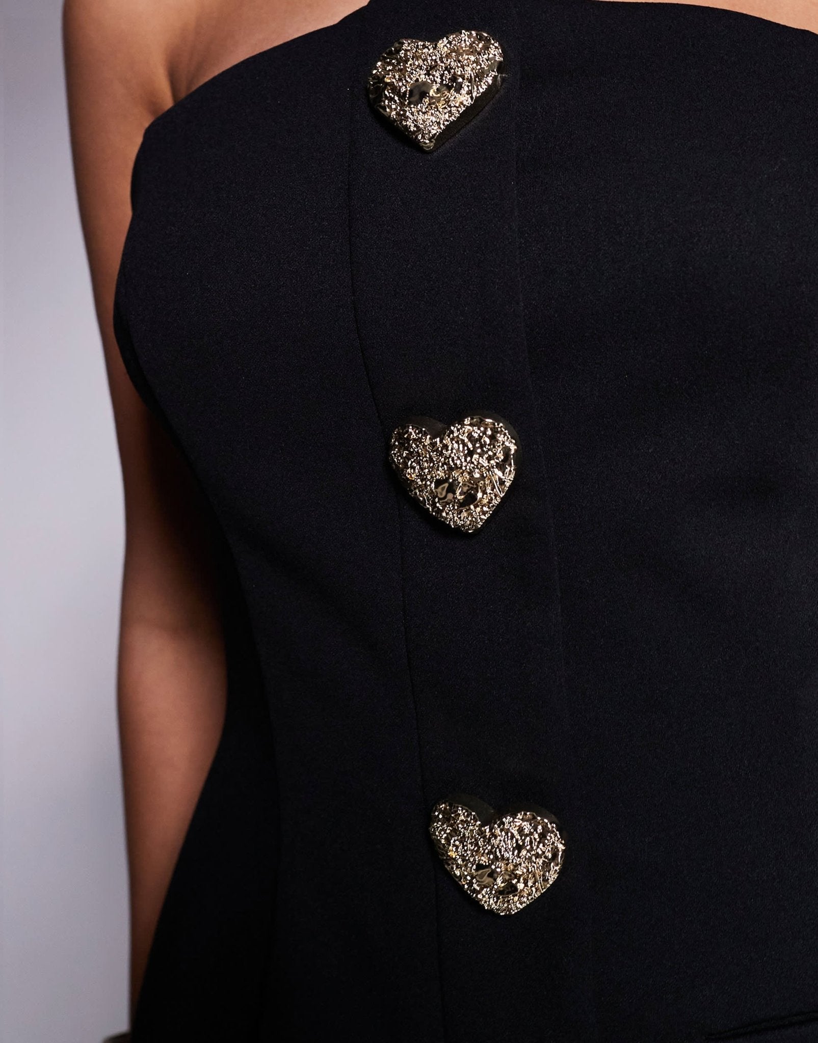 ASOS DESIGN structured mini bandeau dress with gold heart buttons in black - ASOS Sample Sale EU Store