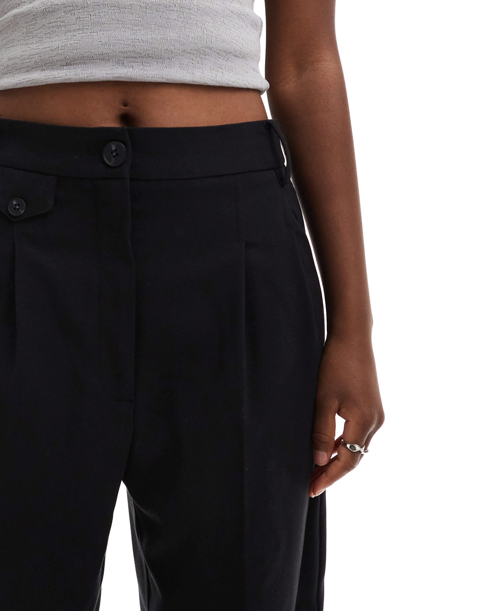 ASOS DESIGN tab detail straight leg tailored trouser in black - ASOS Sample Sale EU Store