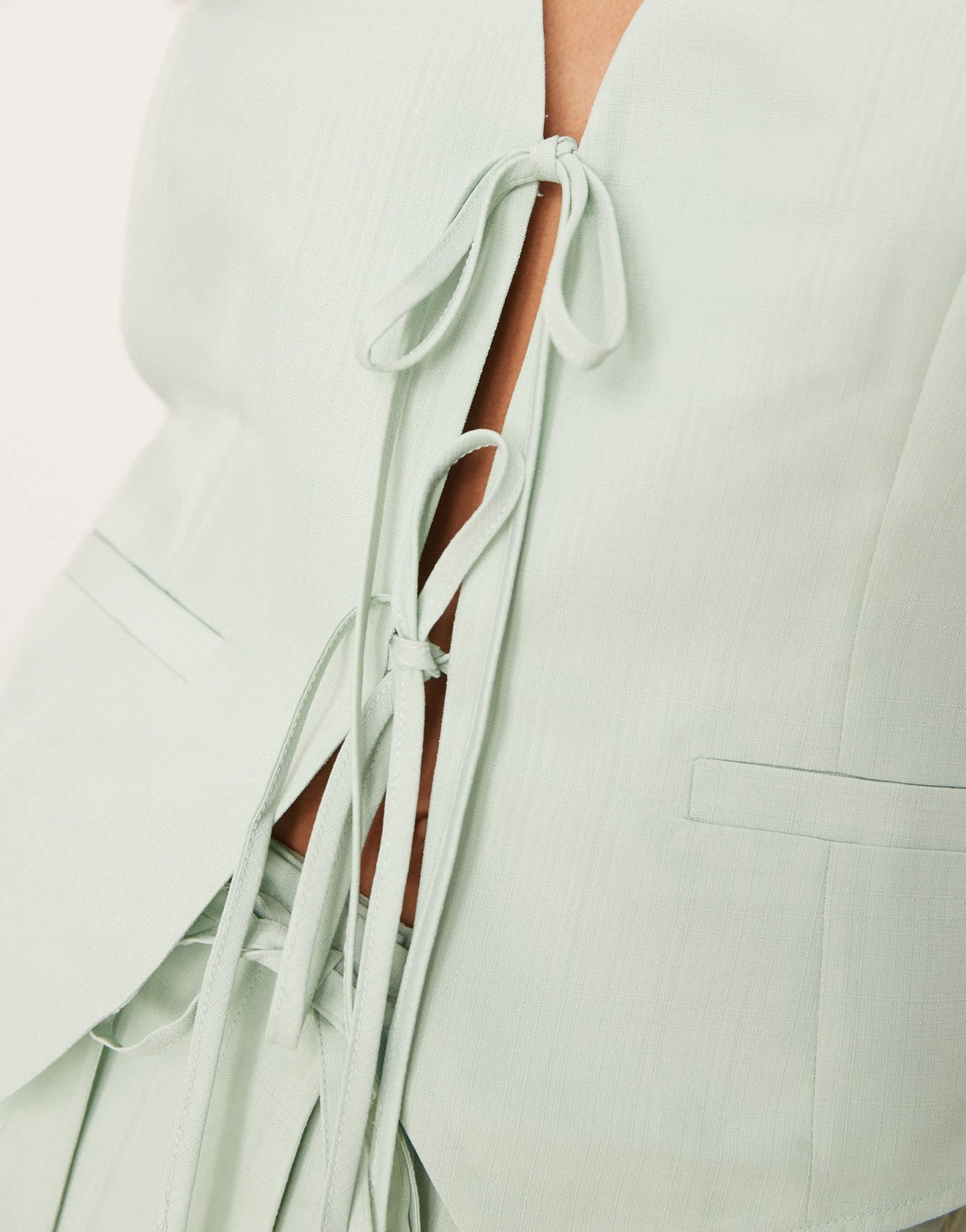 ASOS DESIGN tailored halter tie front top co - ord in pistachio - ASOS Sample Sale EU Store