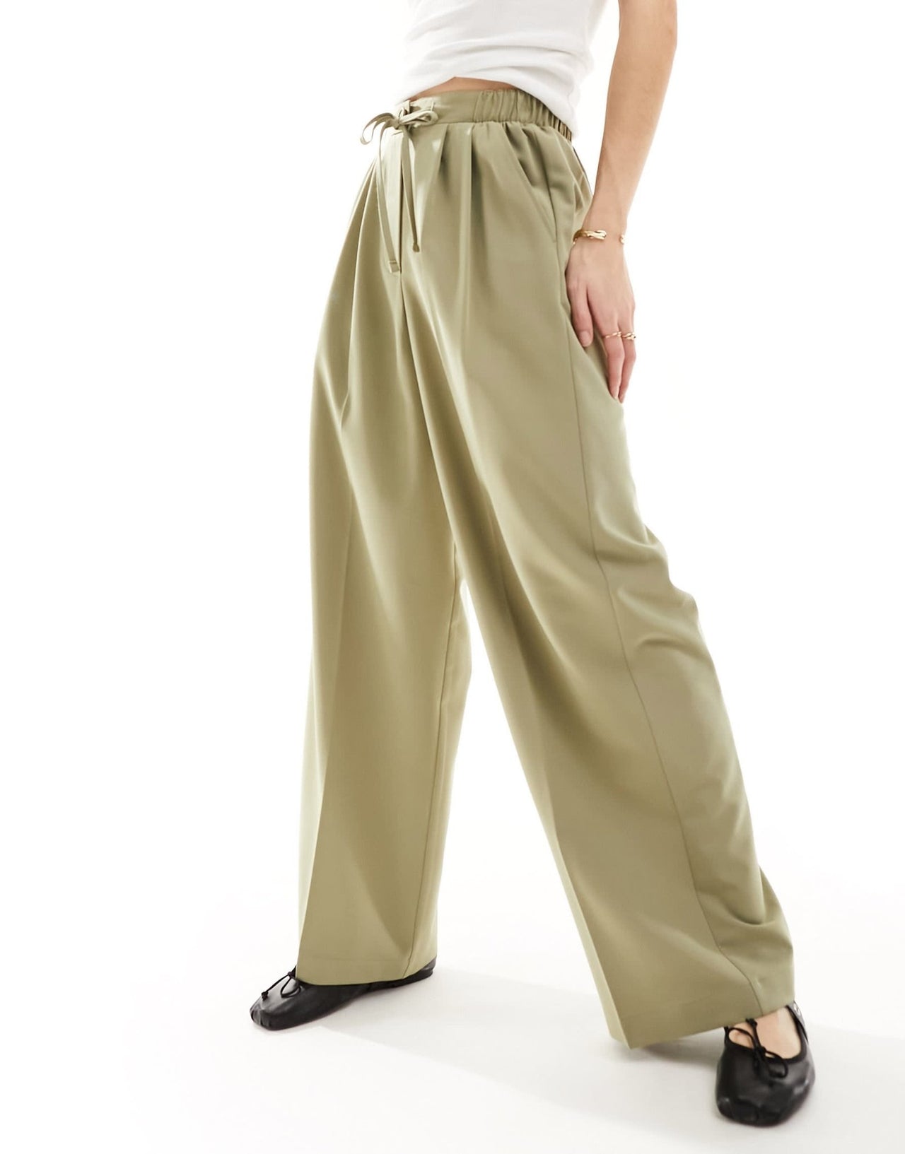 ASOS DESIGN tailored pull on trousers in khaki - ASOS Sample Sale EU Store