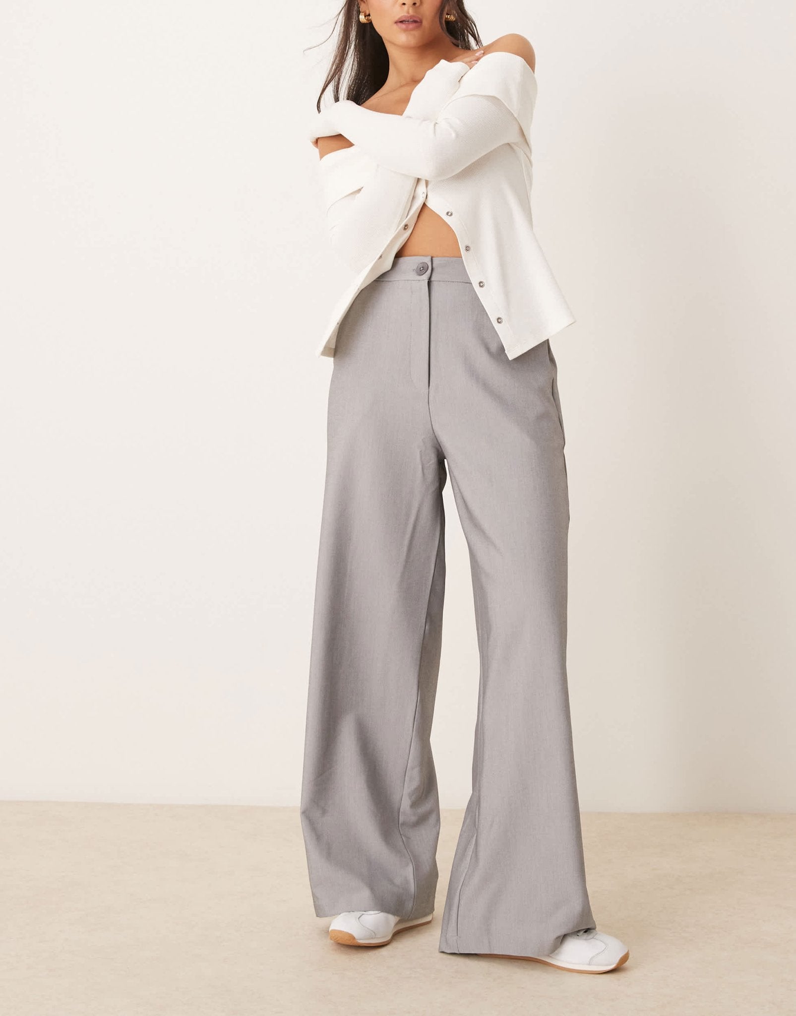 ASOS DESIGN tailored relaxed straight leg trousers in grey - ASOS Sample Sale EU Store