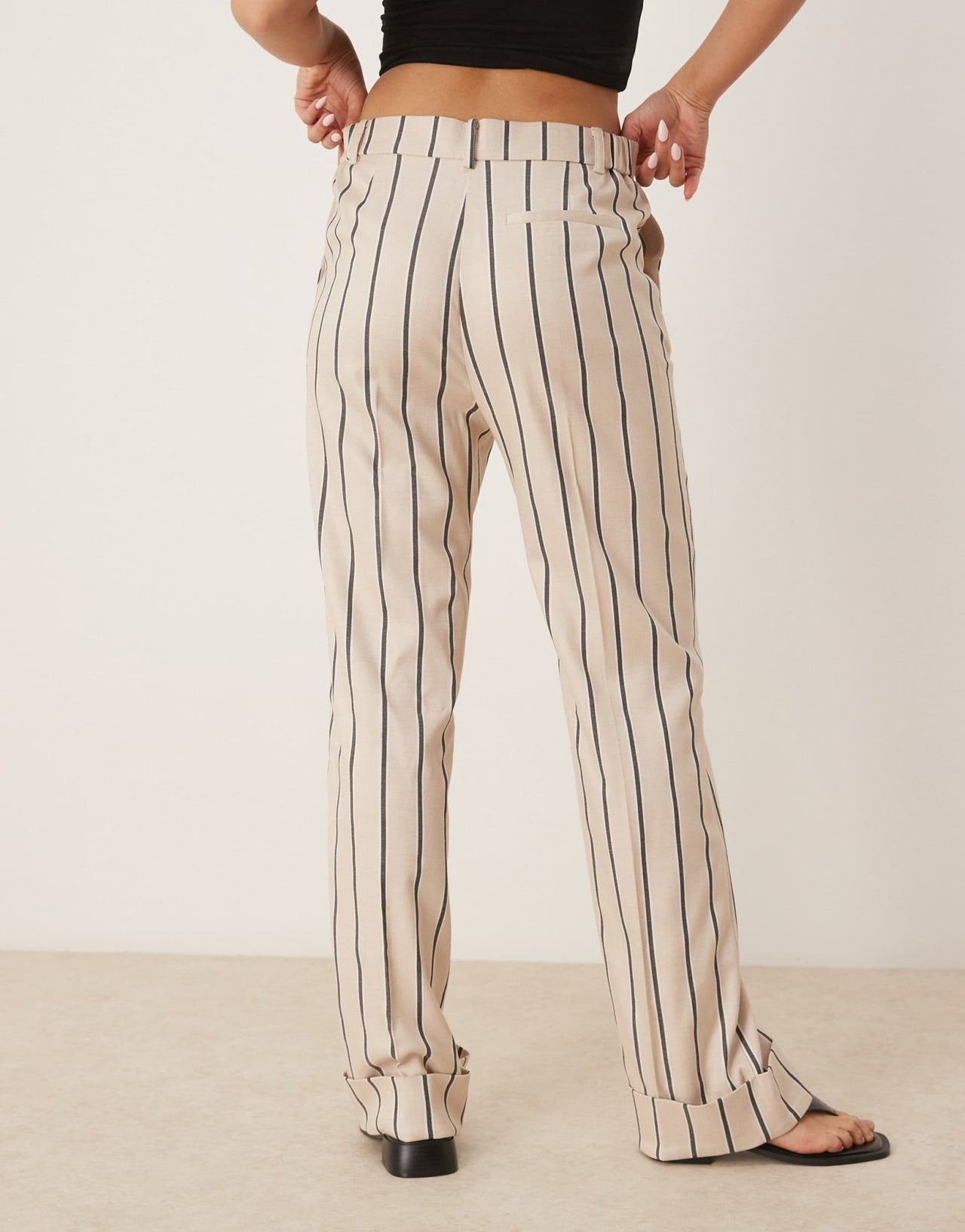 ASOS DESIGN tailored relaxed trouser in stone stripe co - ord - ASOS Sample Sale EU Store