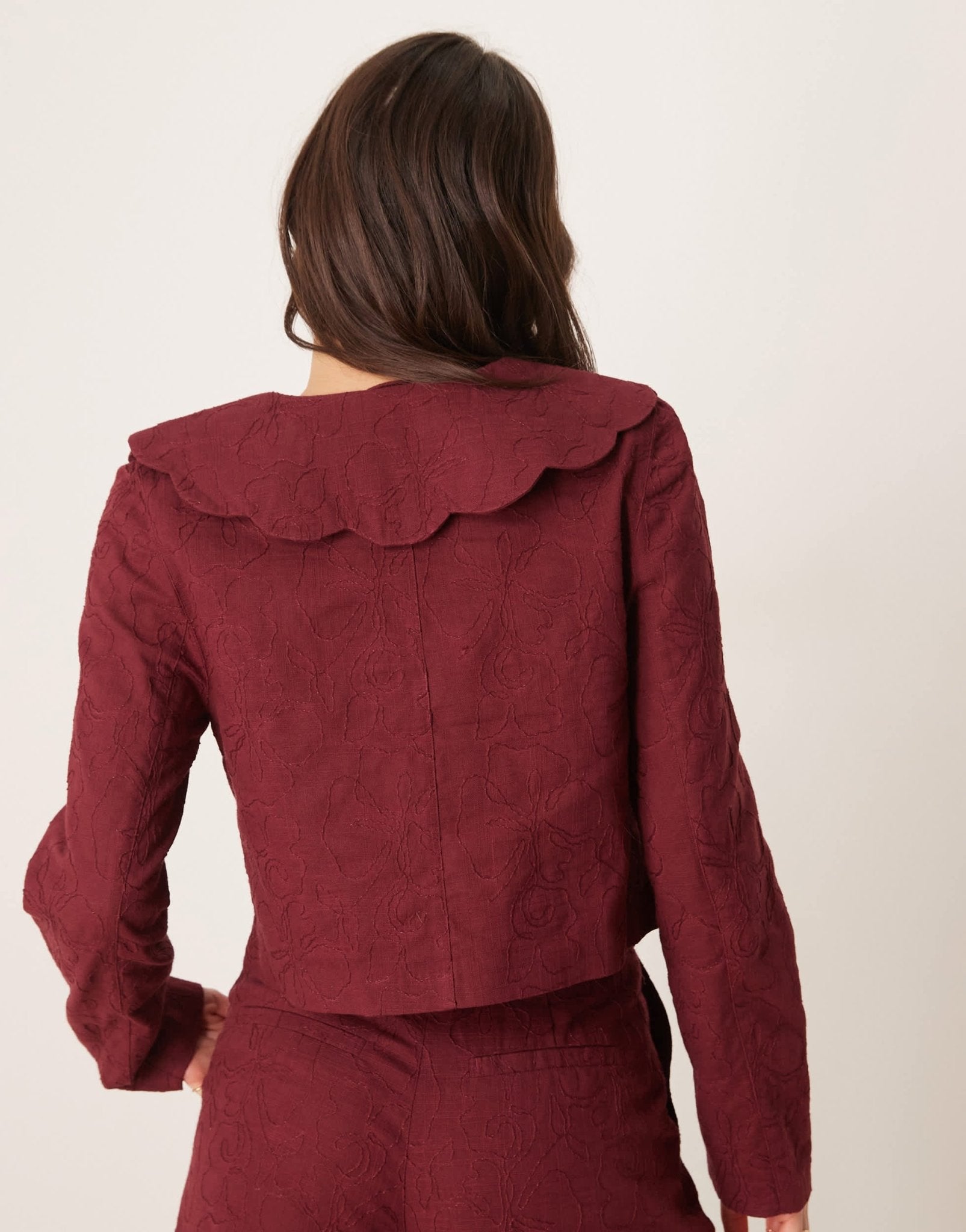 ASOS DESIGN tailored scallop collar tie front jacket co - ord in dark cherry - ASOS Sample Sale EU Store