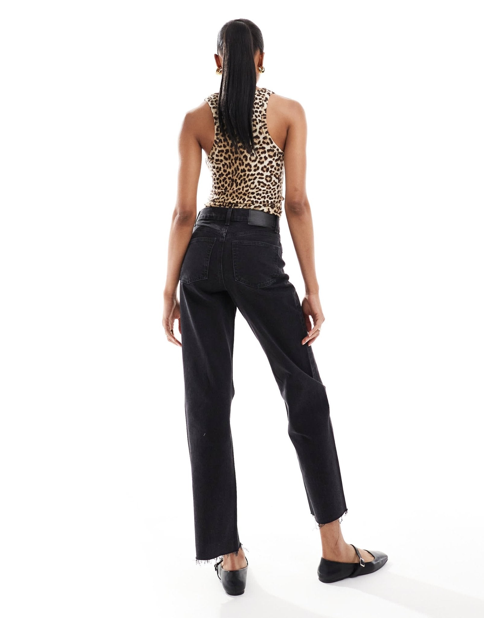 ASOS DESIGN Tall ankle grazer straight leg jean in black - BLACK - ASOS Sample Sale EU Store