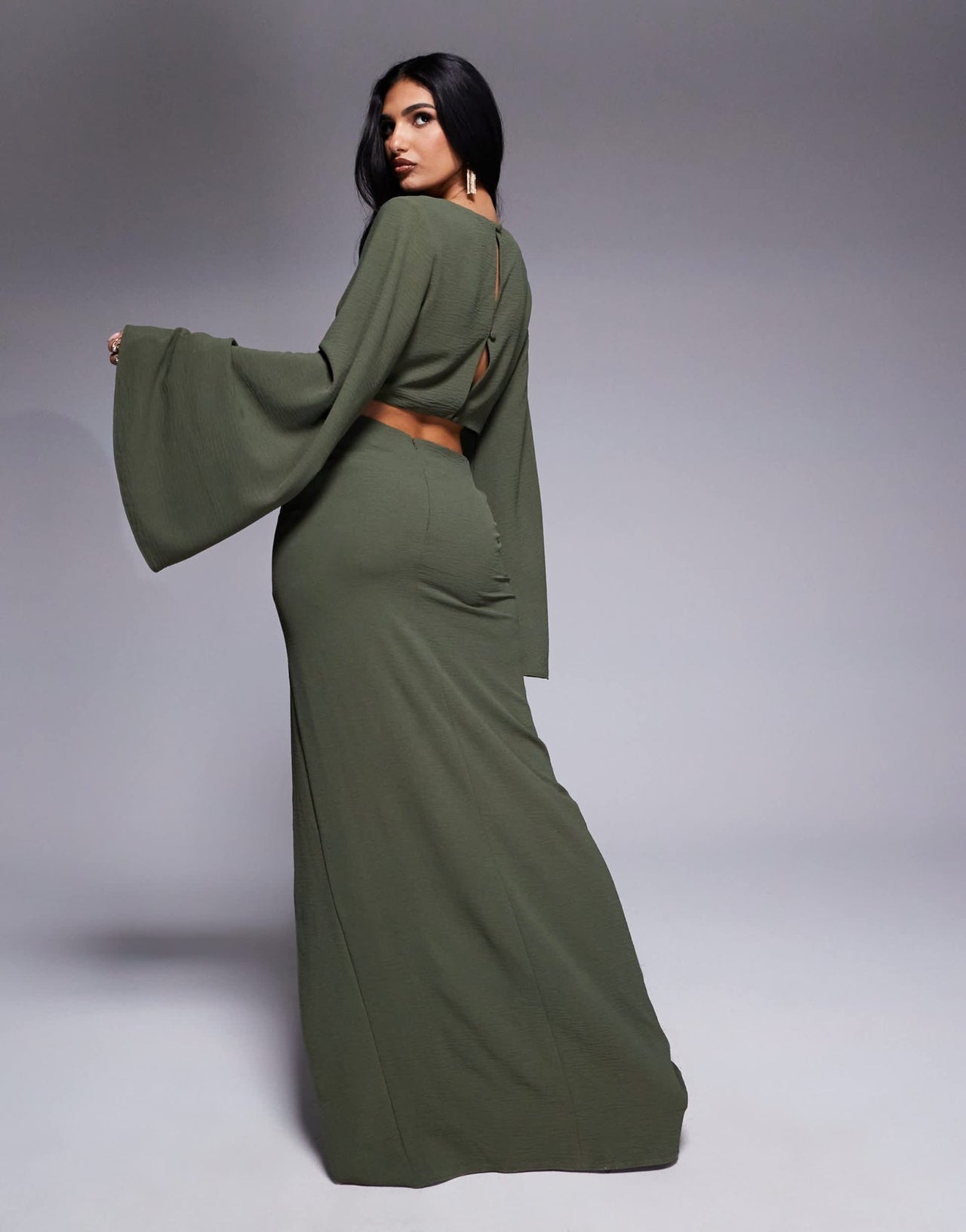 ASOS DESIGN Tall channel detail cutout long sleeve maxi dress in khaki - ASOS Sample Sale EU Store