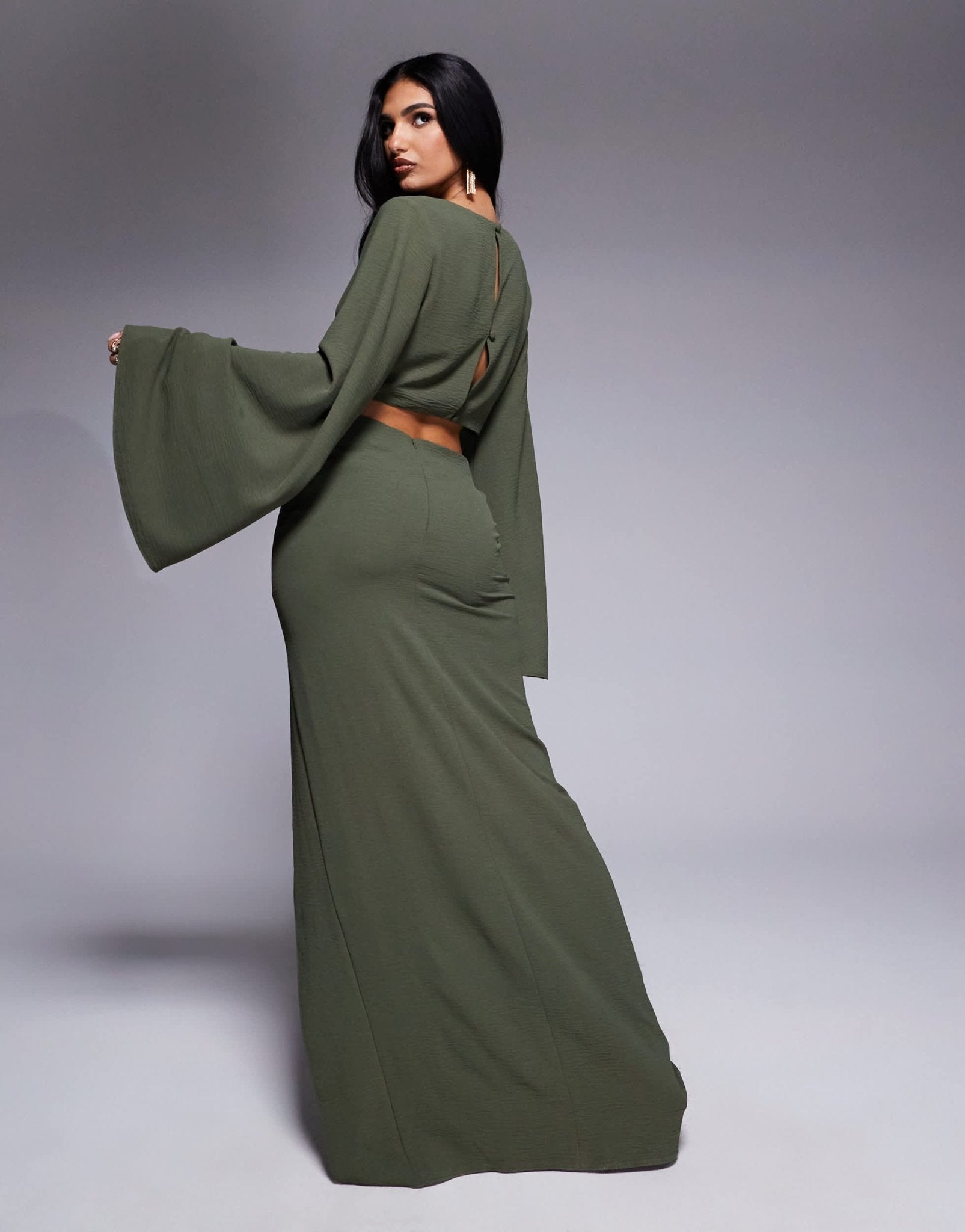 ASOS DESIGN Tall channel detail cutout long sleeve maxi dress in khaki - ASOS Sample Sale EU Store