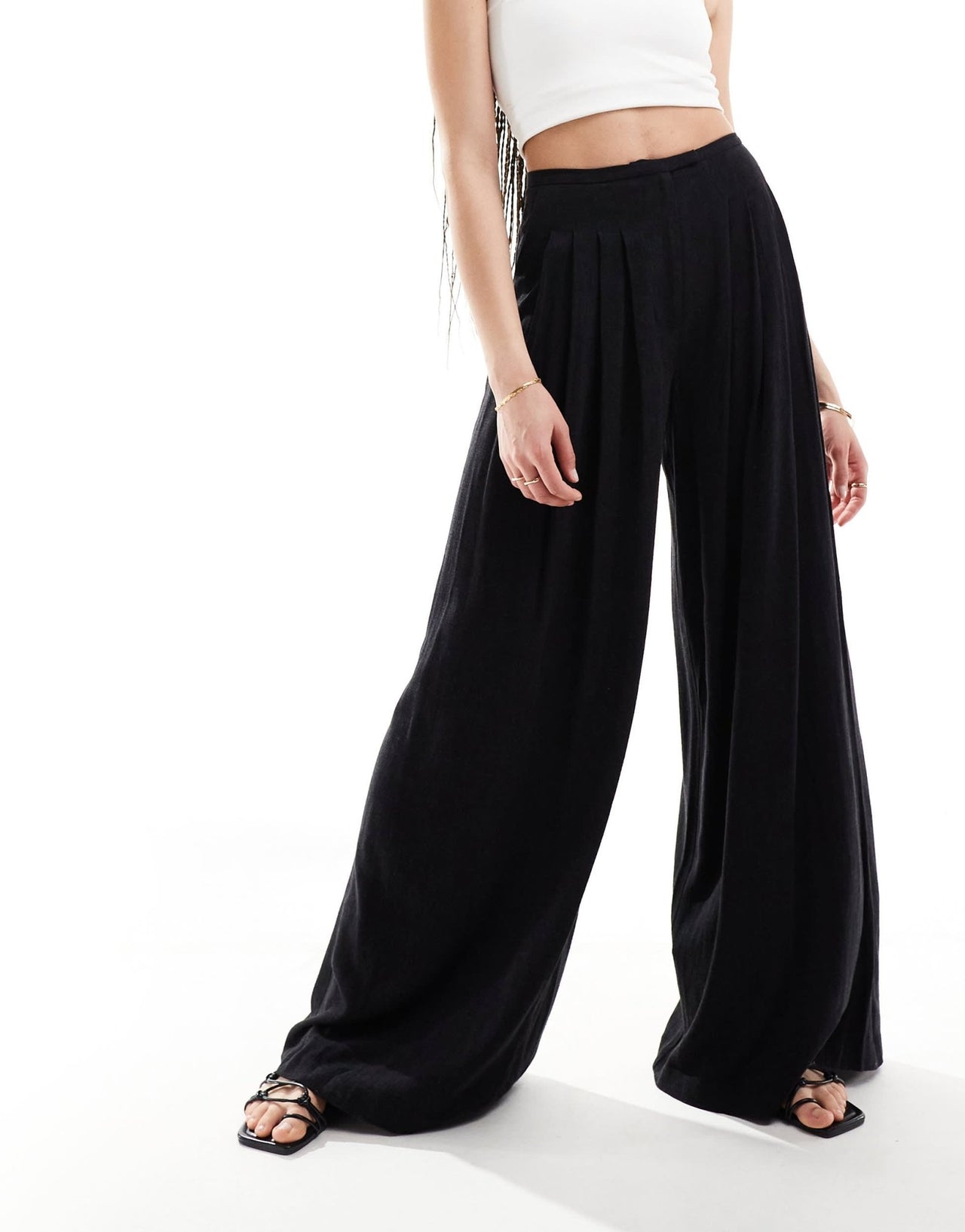 ASOS DESIGN Tall pleated palazzo wide leg trouser with linen in black - ASOS Sample Sale EU Store