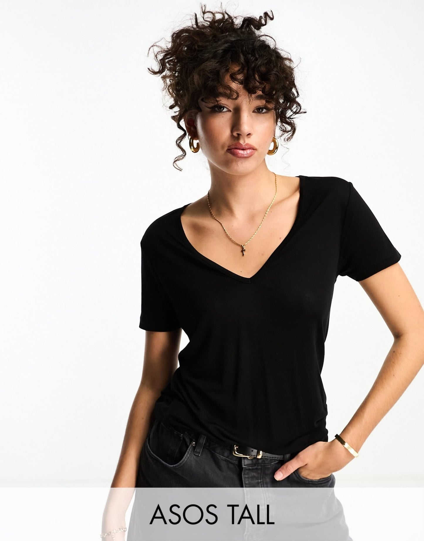 ASOS DESIGN Tall relaxed v neck t-shirt in black - ASOS Sample Sale EU Store