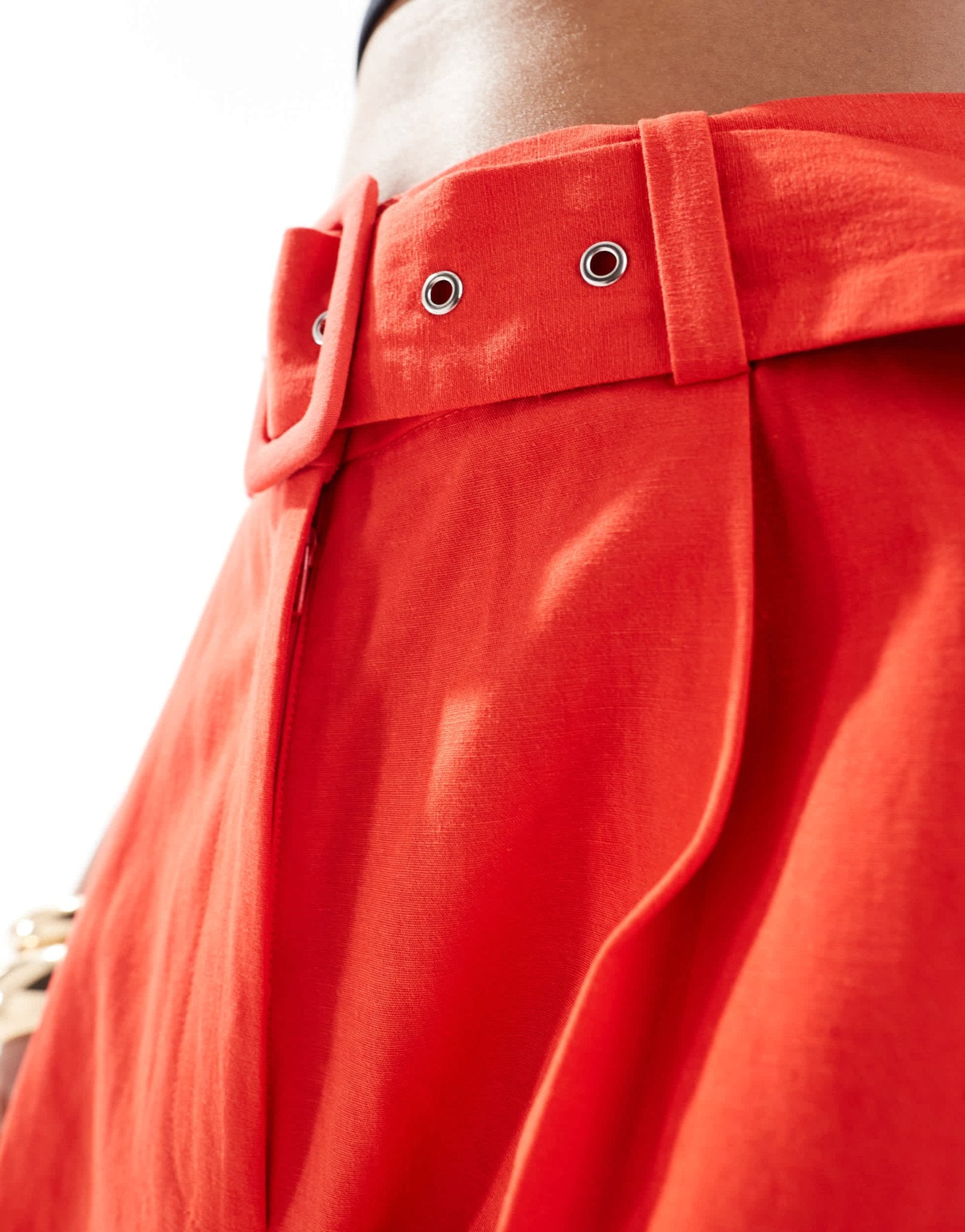 ASOS DESIGN Tall tailored belted short with linen in red - ASOS Sample Sale EU Store