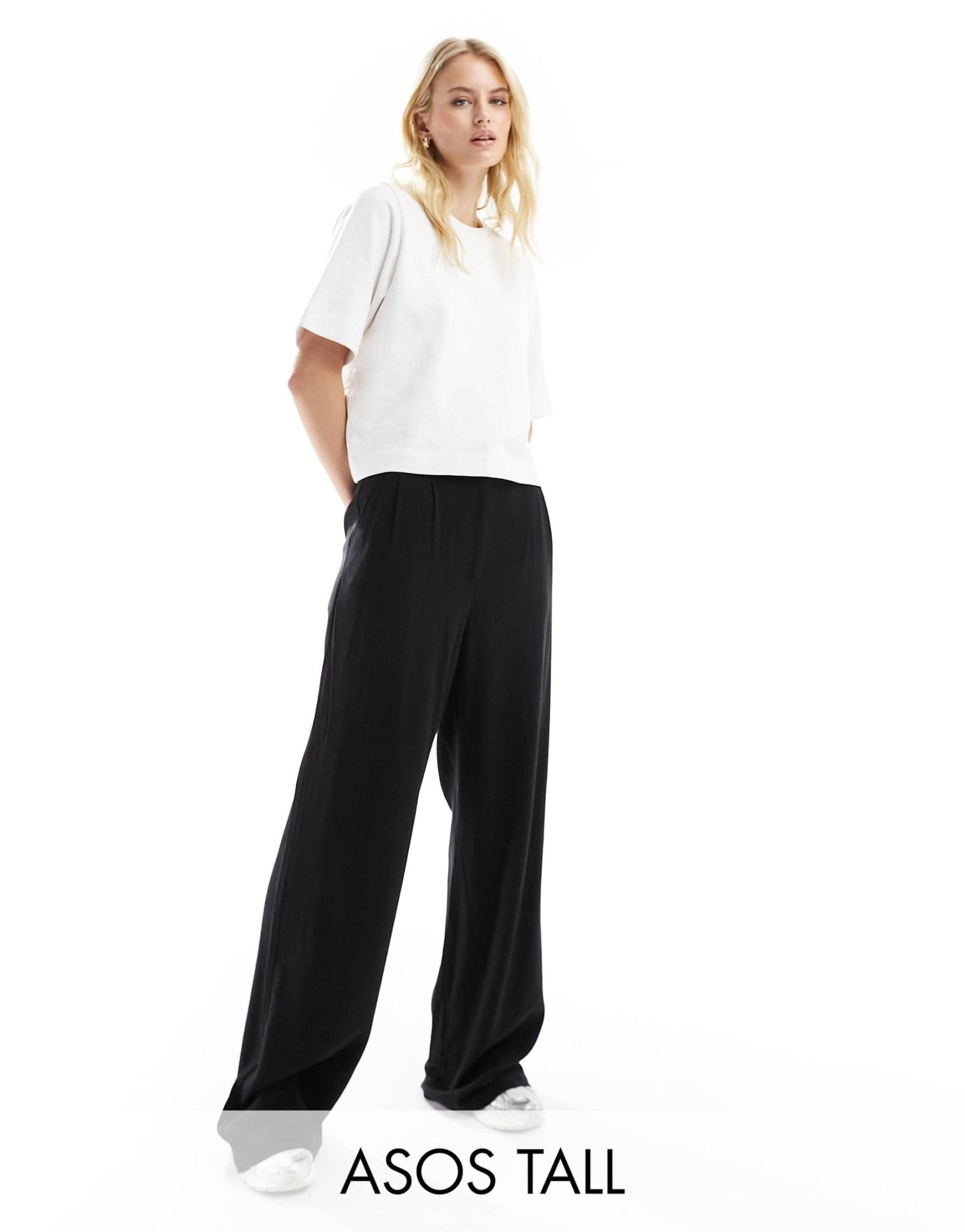 ASOS DESIGN Tall tailored high waist seam detail wide leg linen trousers in black - ASOS Sample Sale EU Store