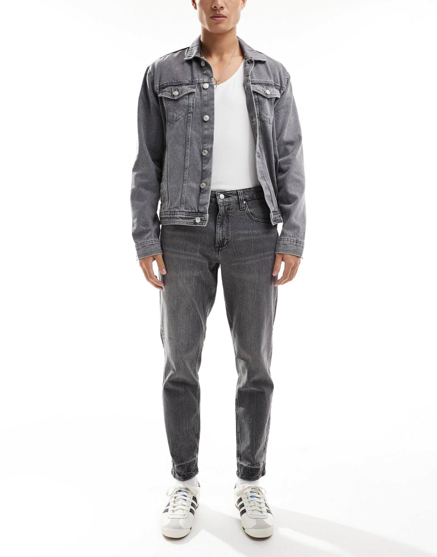 ASOS DESIGN tapered fit jeans with stretch in washed grey - ASOS Sample Sale EU Store