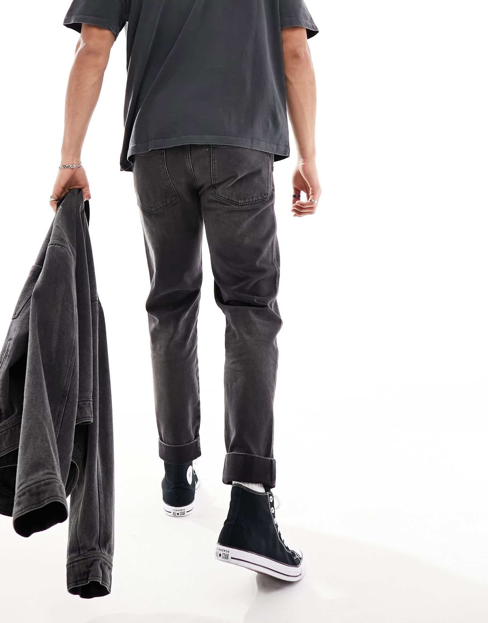 ASOS DESIGN tapered fit turn up jeans with pleats in washed black - ASOS Sample Sale EU Store