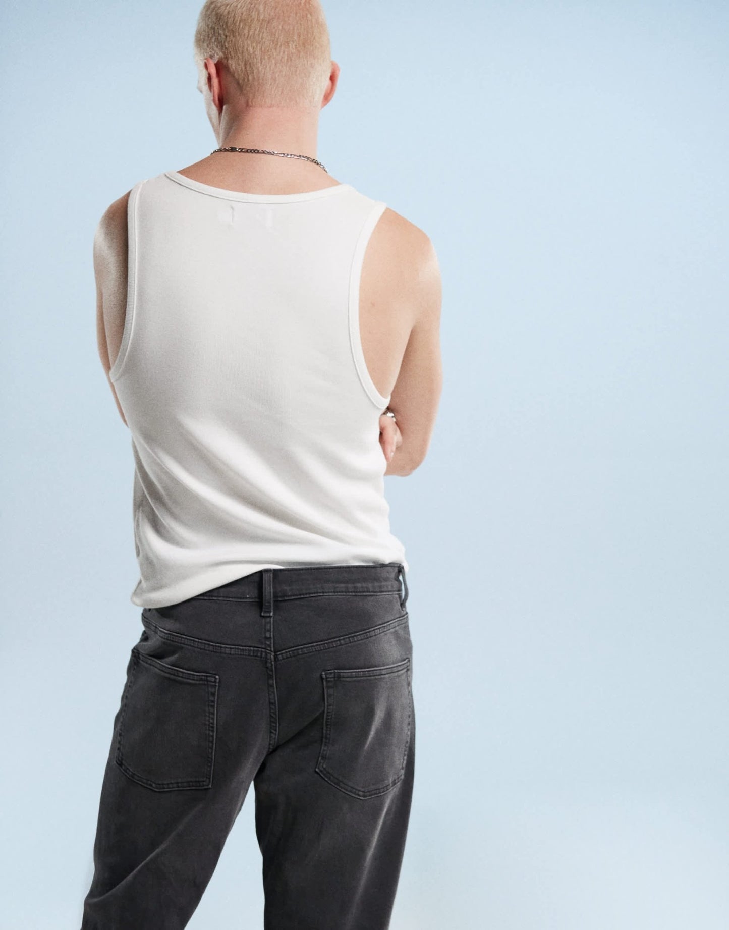 ASOS DESIGN tapered jeans in black wash - ASOS Sample Sale EU Store
