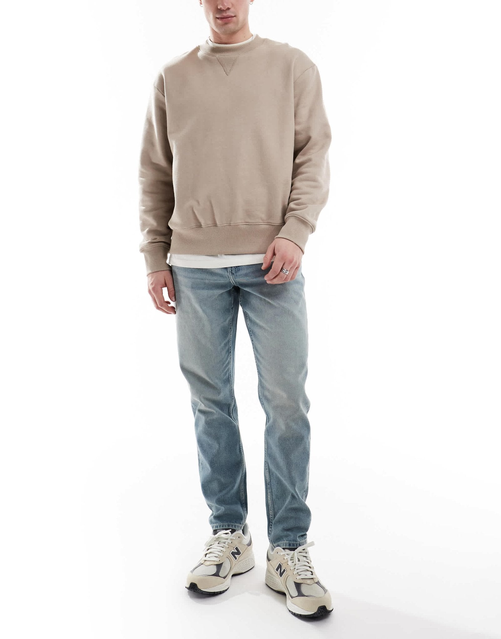 ASOS DESIGN tapered jeans with in light wash blue - ASOS Sample Sale EU Store