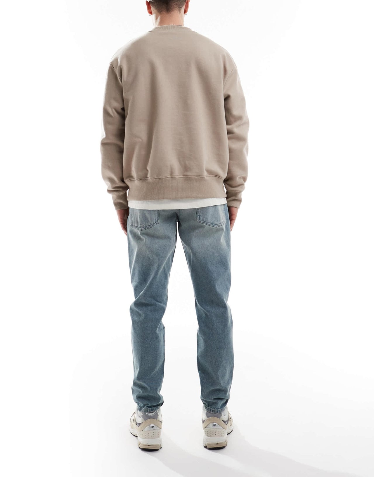 ASOS DESIGN tapered jeans with in light wash blue - ASOS Sample Sale EU Store