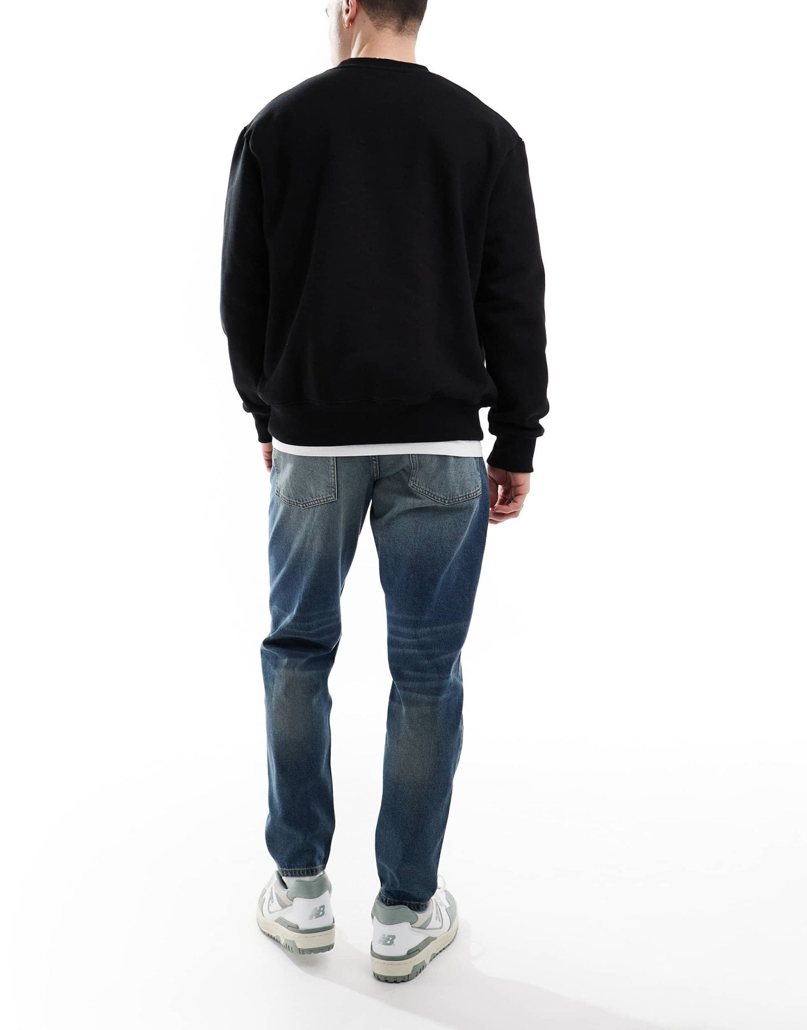 ASOS DESIGN tapered jeans with vintage tint in dark wash blue - ASOS Sample Sale EU Store