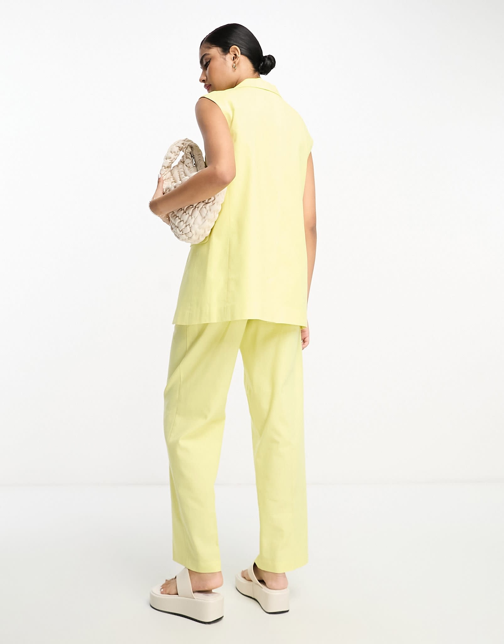 ASOS DESIGN tapered mom trouser with linen in lemon - ASOS Sample Sale EU Store