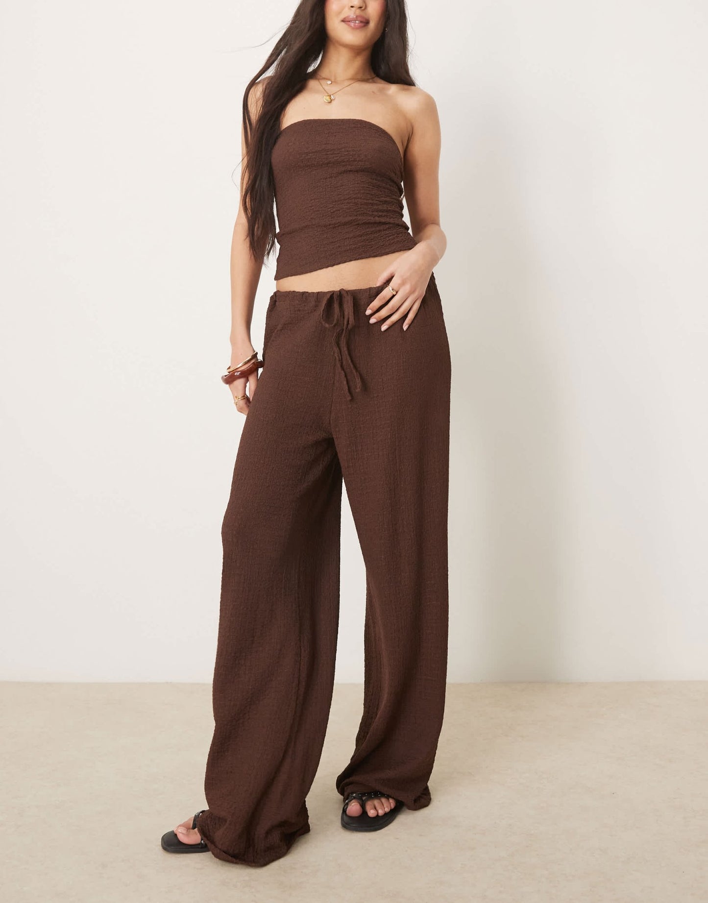 ASOS DESIGN textured wide leg trouser co - ord in chocolate - ASOS Sample Sale EU Store