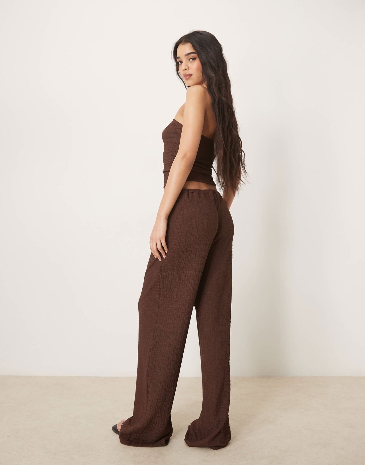 ASOS DESIGN textured wide leg trouser co - ord in chocolate - ASOS Sample Sale EU Store