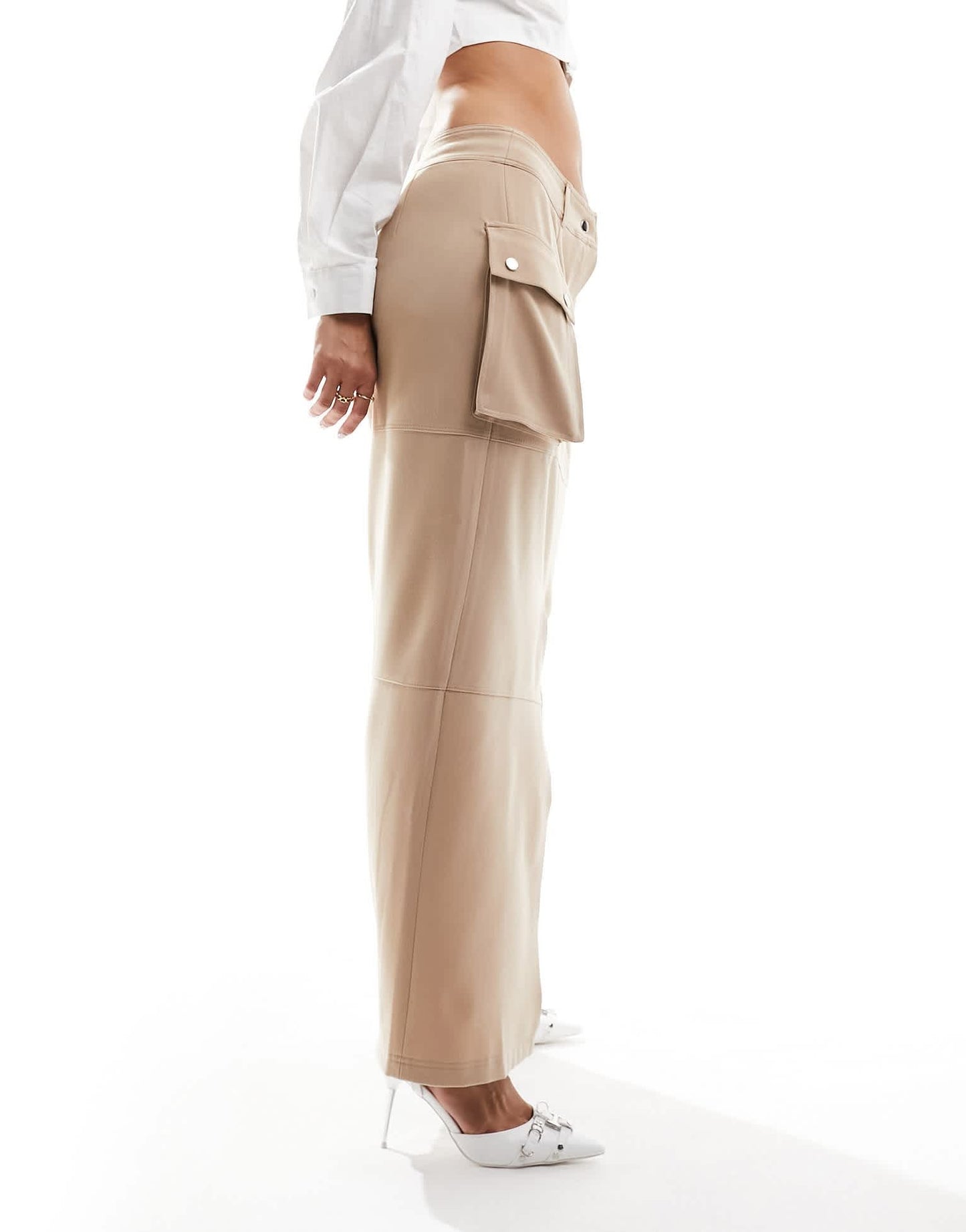 ASOS DESIGN utility maxi skirt with bellow pocket details in tan - ASOS Sample Sale EU Store