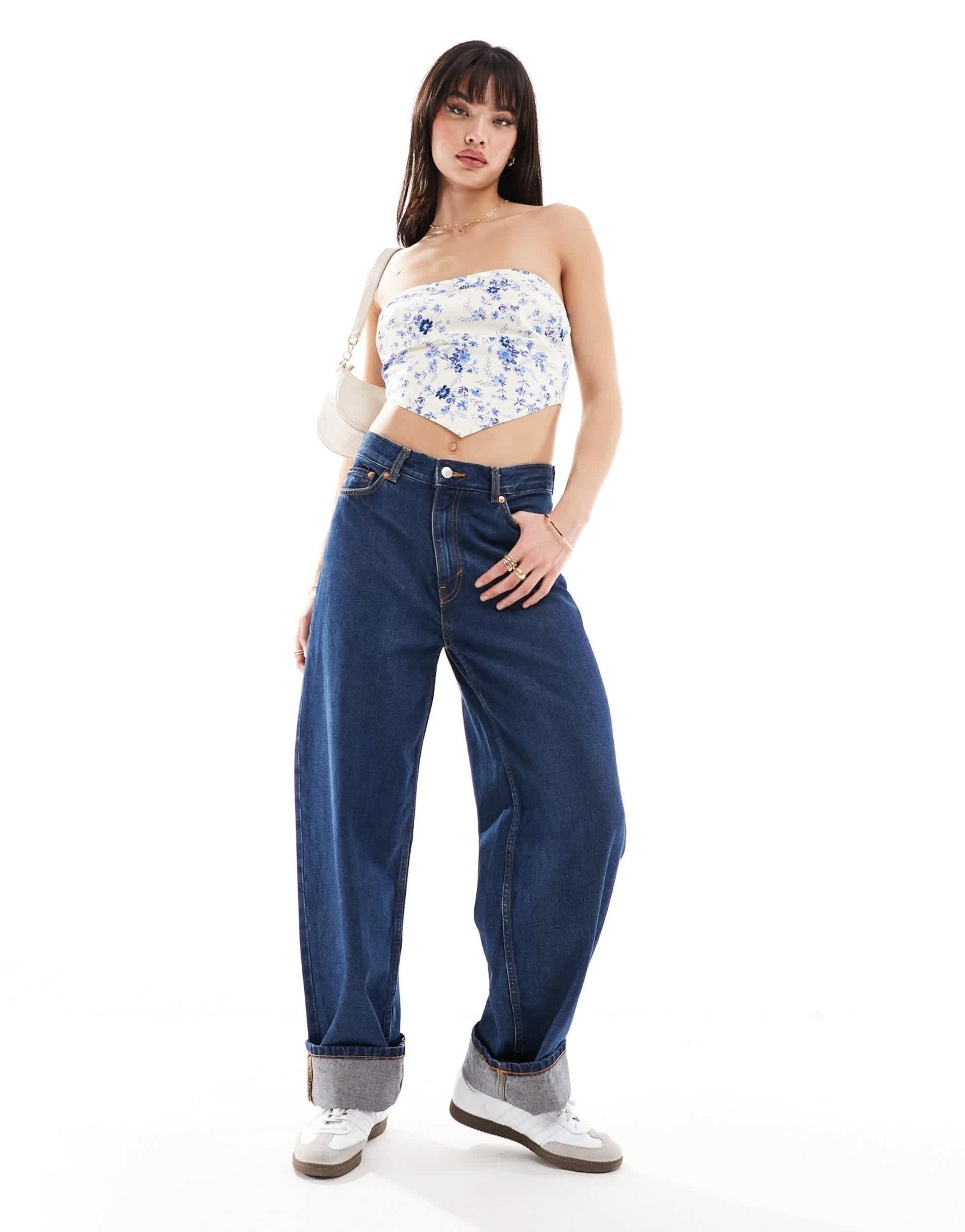 ASOS DESIGN v detail bandeau top in blue floral print - ASOS Sample Sale EU Store