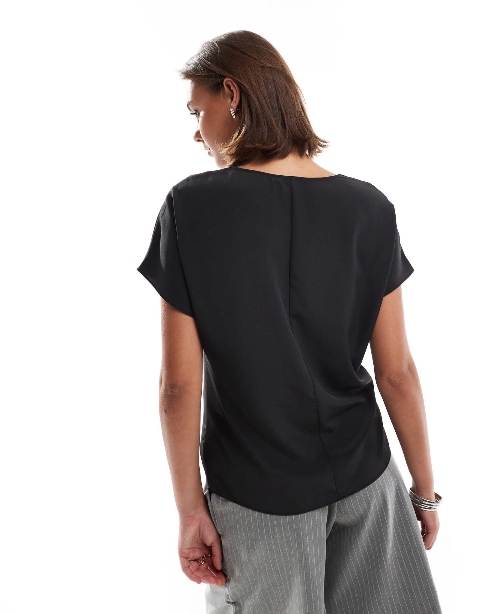ASOS DESIGN V neck short sleeve top in black - ASOS Sample Sale EU Store