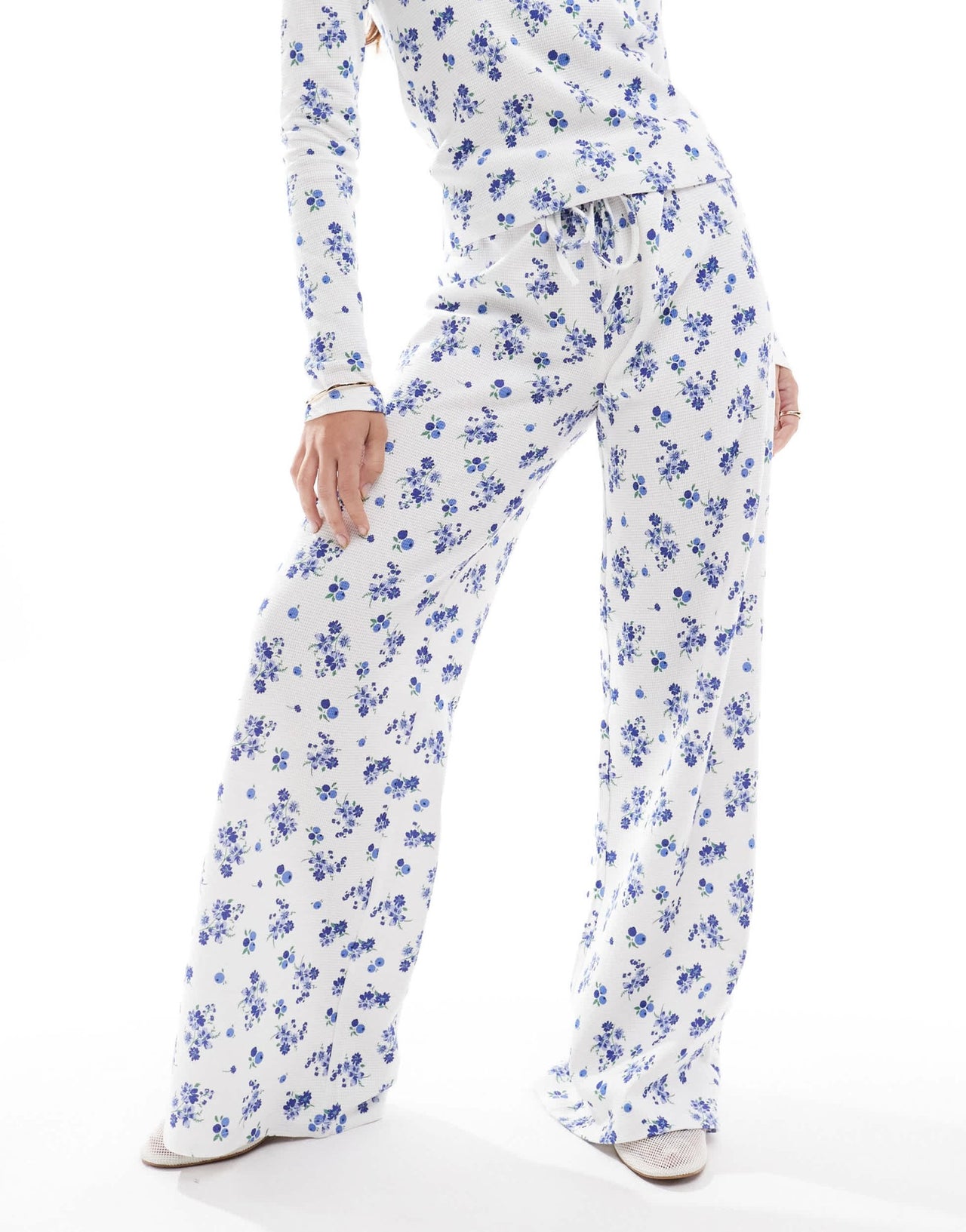 ASOS DESIGN waffle wide leg trouser co - ord in cream floral print - ASOS Sample Sale EU Store