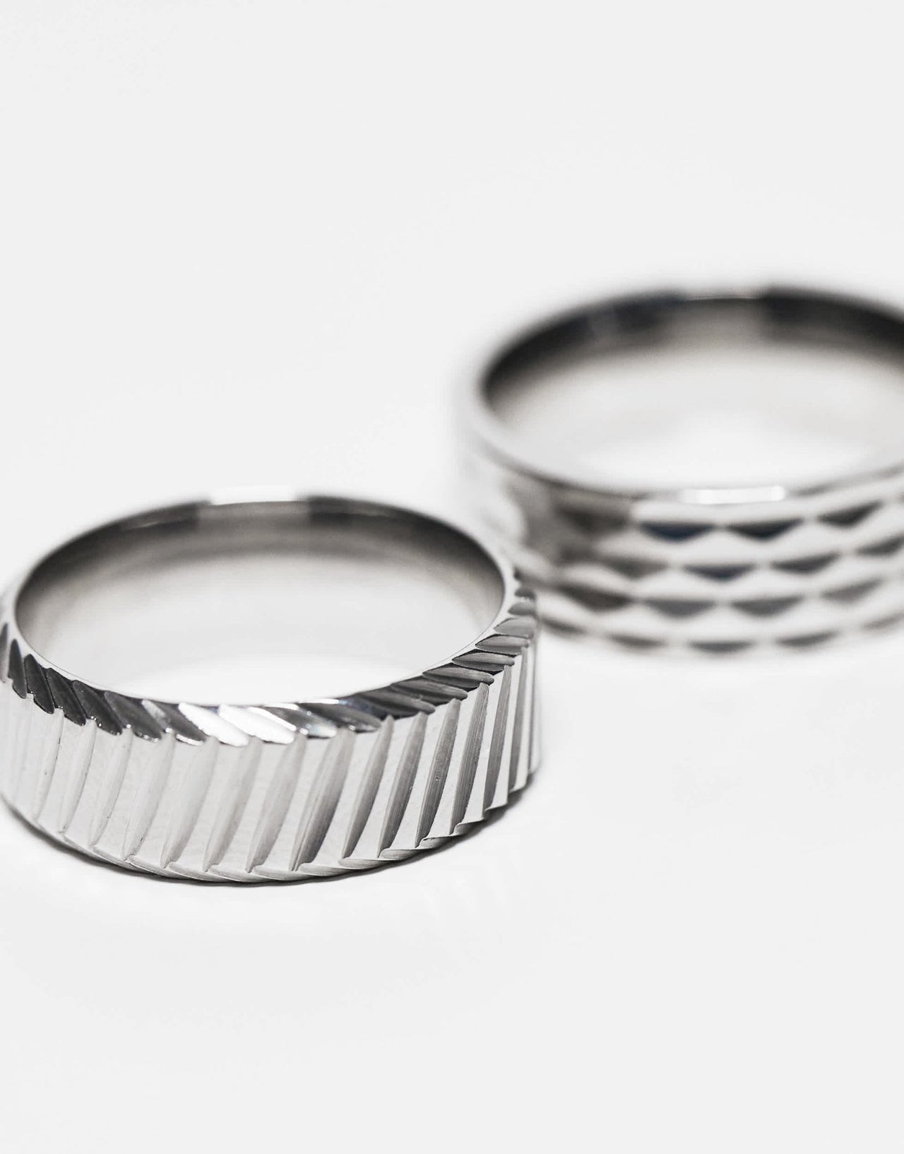 ASOS DESIGN waterproof stainless steel 2 pack groove and faceted band ring set in silver - ASOS Sample Sale EU Store