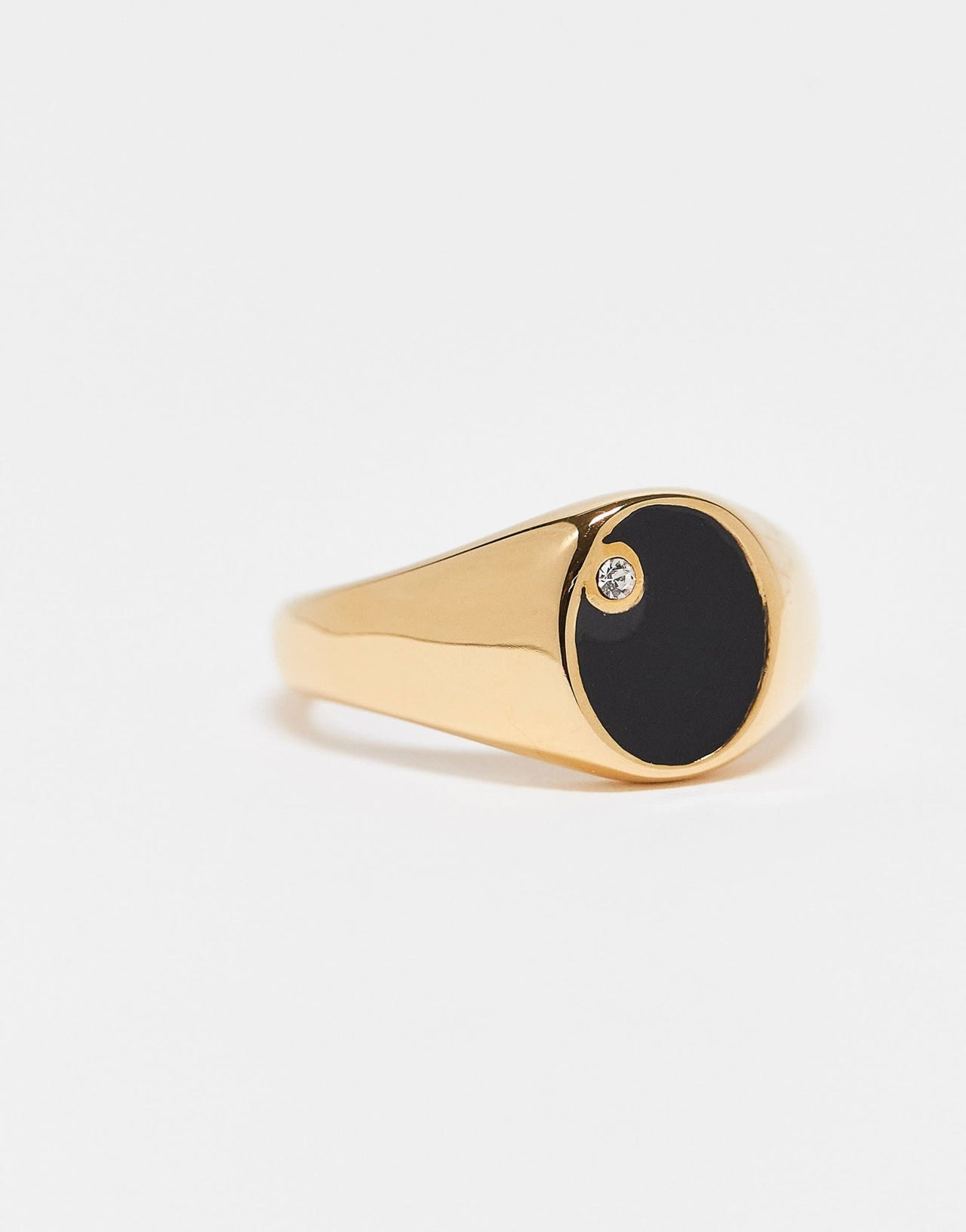 ASOS DESIGN waterproof stainless steel crystal and black enamel oval signet ring in gold - ASOS Sample Sale EU Store
