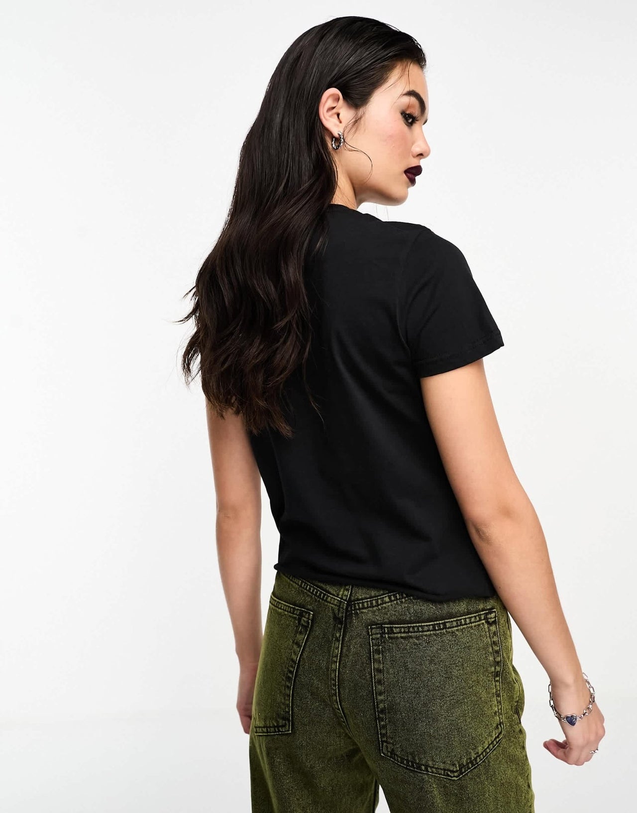 ASOS DESIGN Wednesday Addams baby tee with studded slogan licence graphic in black - ASOS Sample Sale EU Store